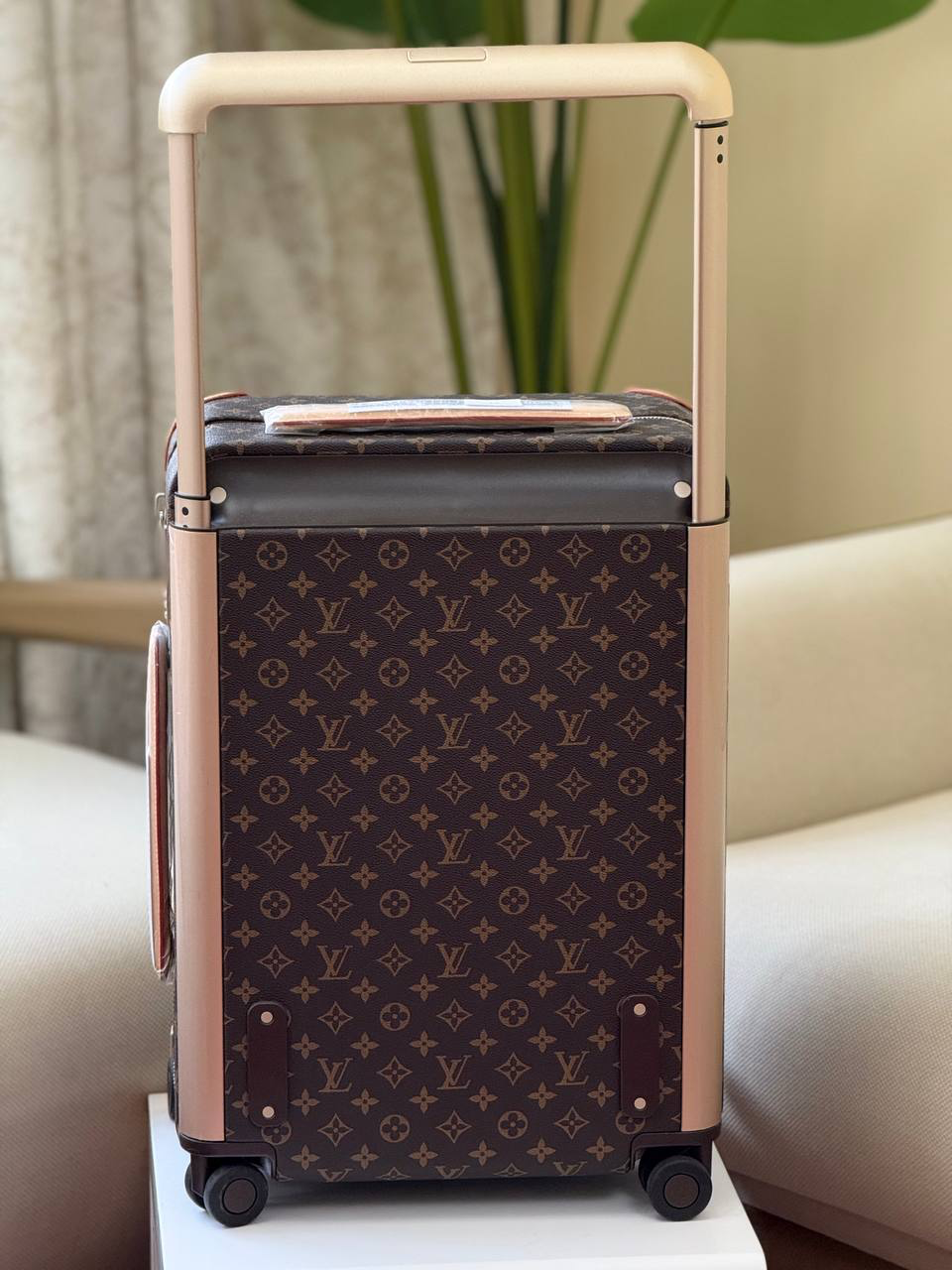 Louis Vuitton Horizon 55 Suitcase Leather Trim And Matte Black Leather Corners - Image 4