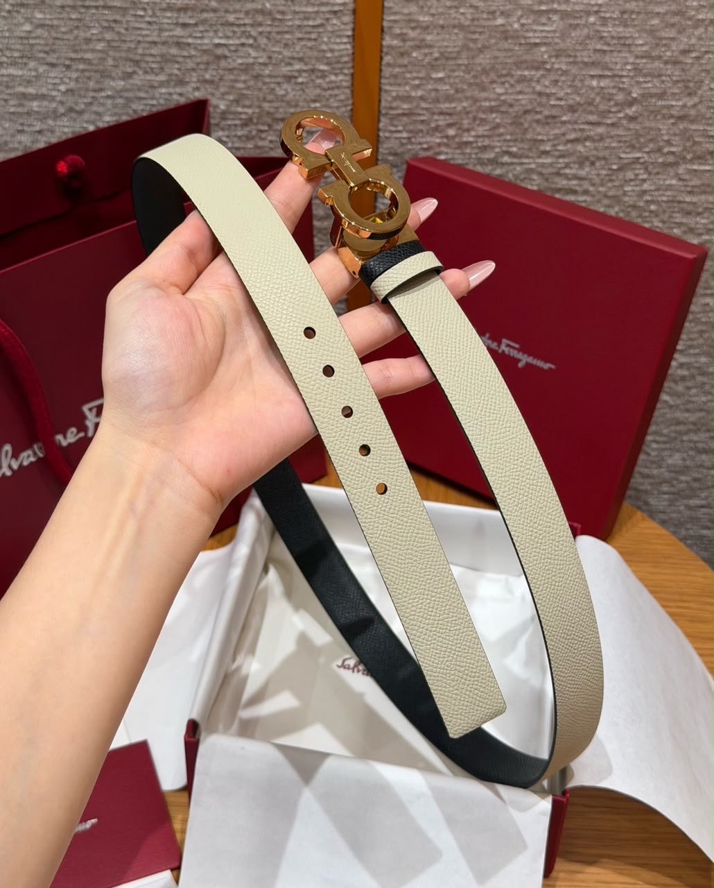 Salvatore Ferragamo Belt Features A Reversible - Image 9