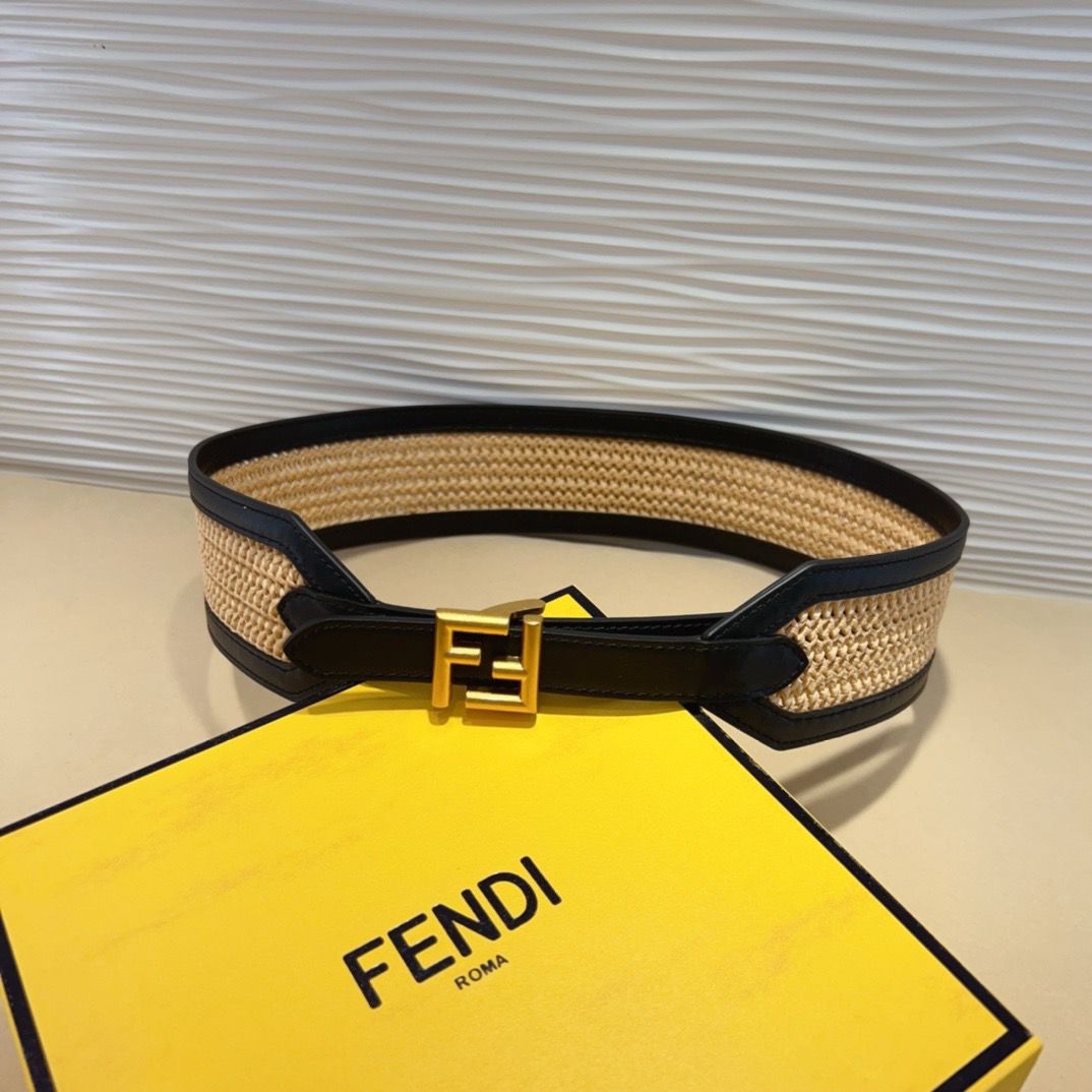 Fendi Raffia Belt Features Contrast Leather Straps - Image 5