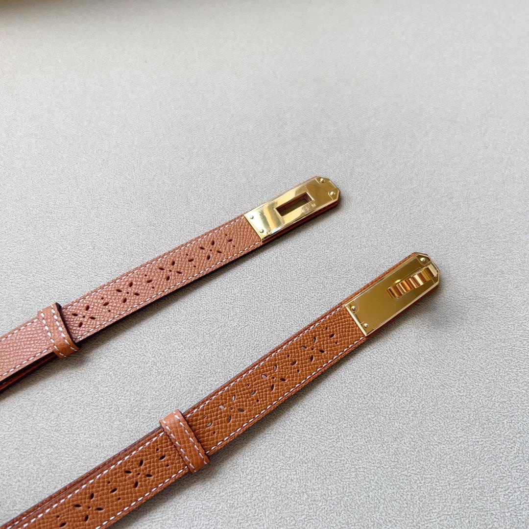 Hermès Kelly Belt Features Perforated Leather - Image 5