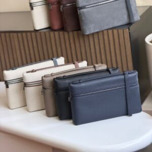 Loro Piana Extra Pouch L29