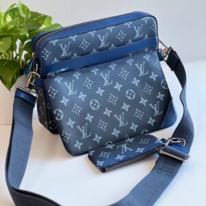 Louis Vuitton Trio Messenger Bag