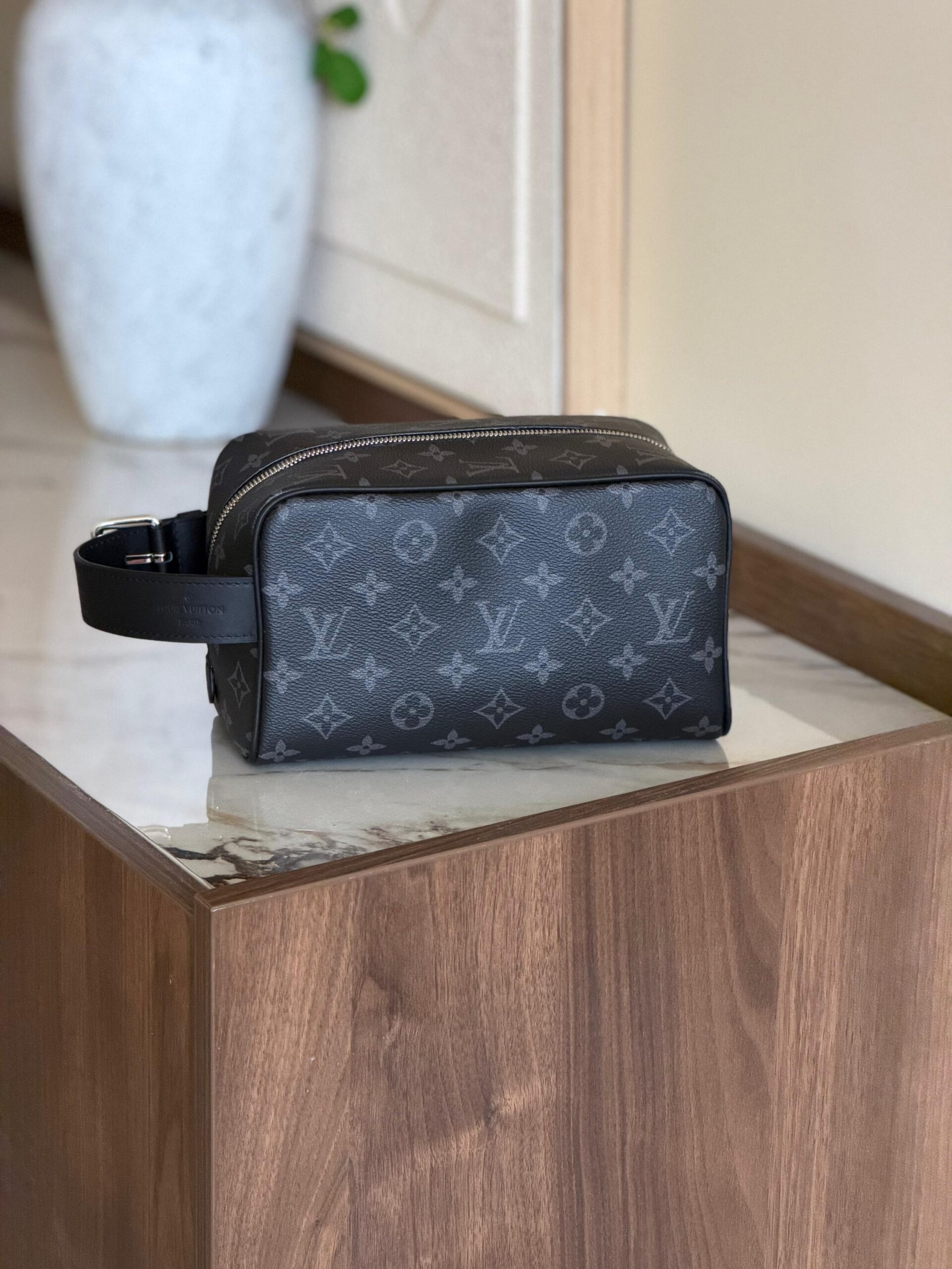 Louis Vuitton Dopp Kit