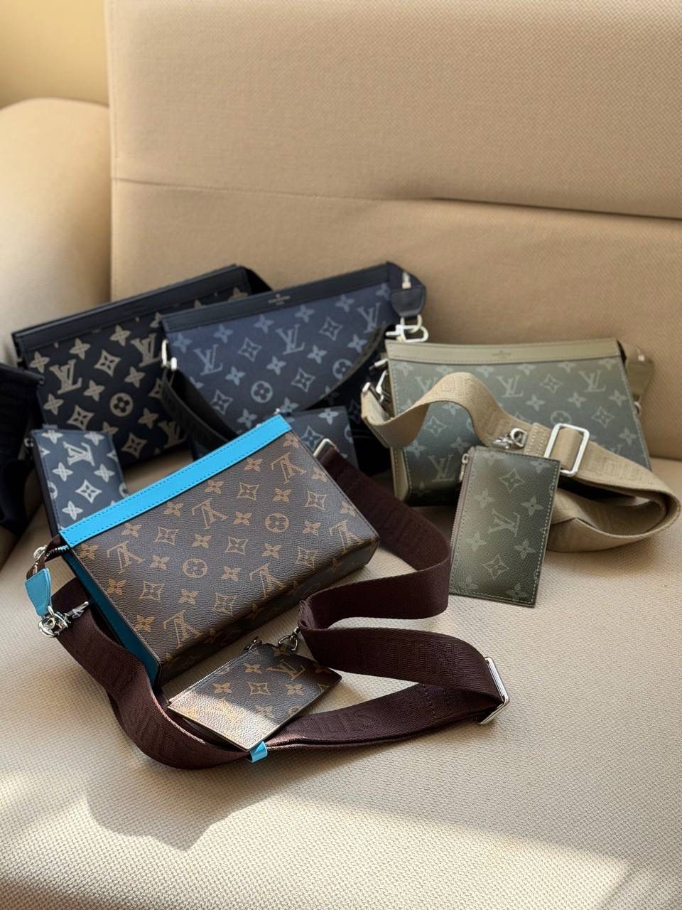 Louis Vuitton Gaston Wearable Wallet