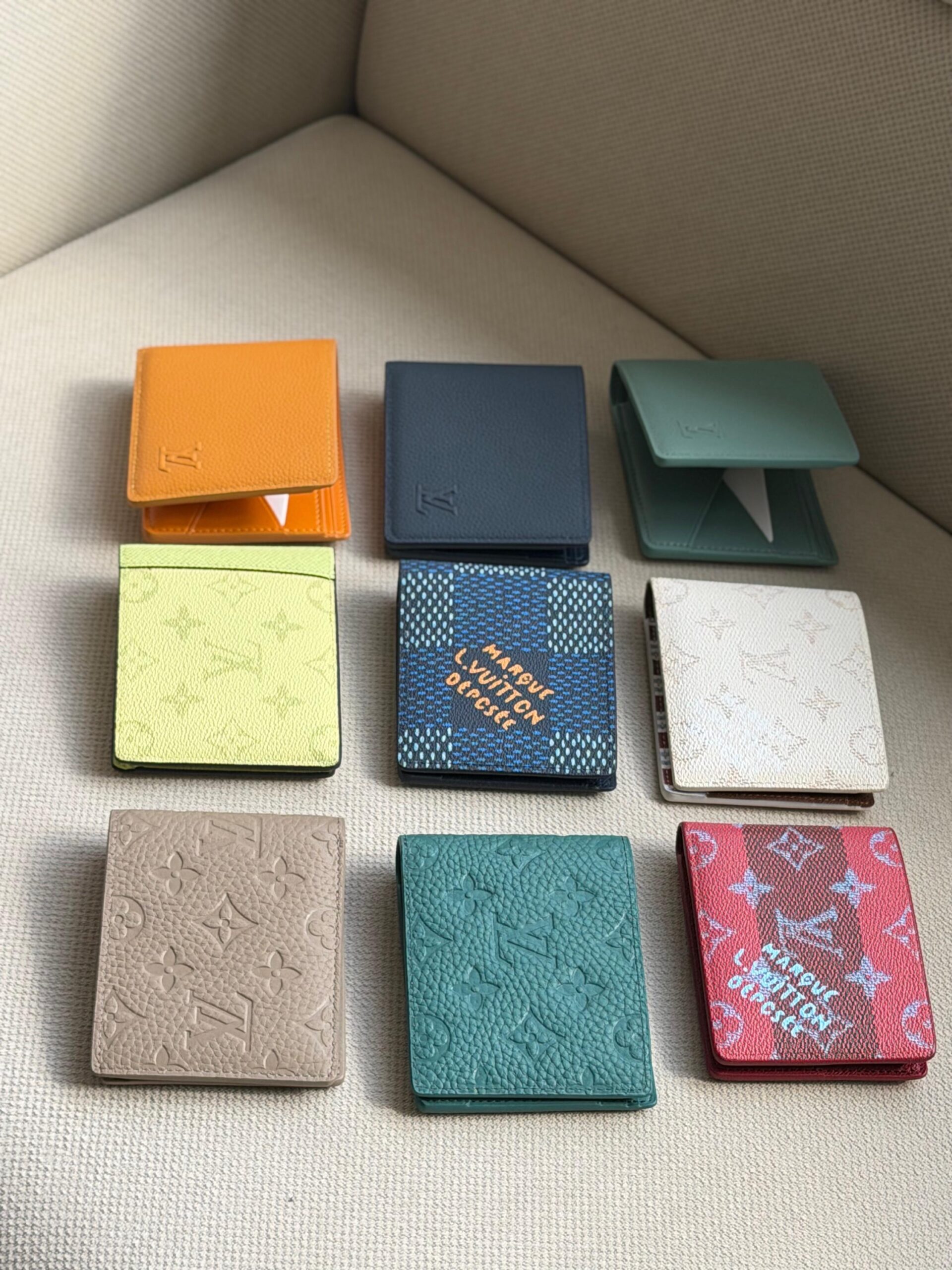 Louis Vuitton Pocket Organizers Aerogram Collection - Image 2