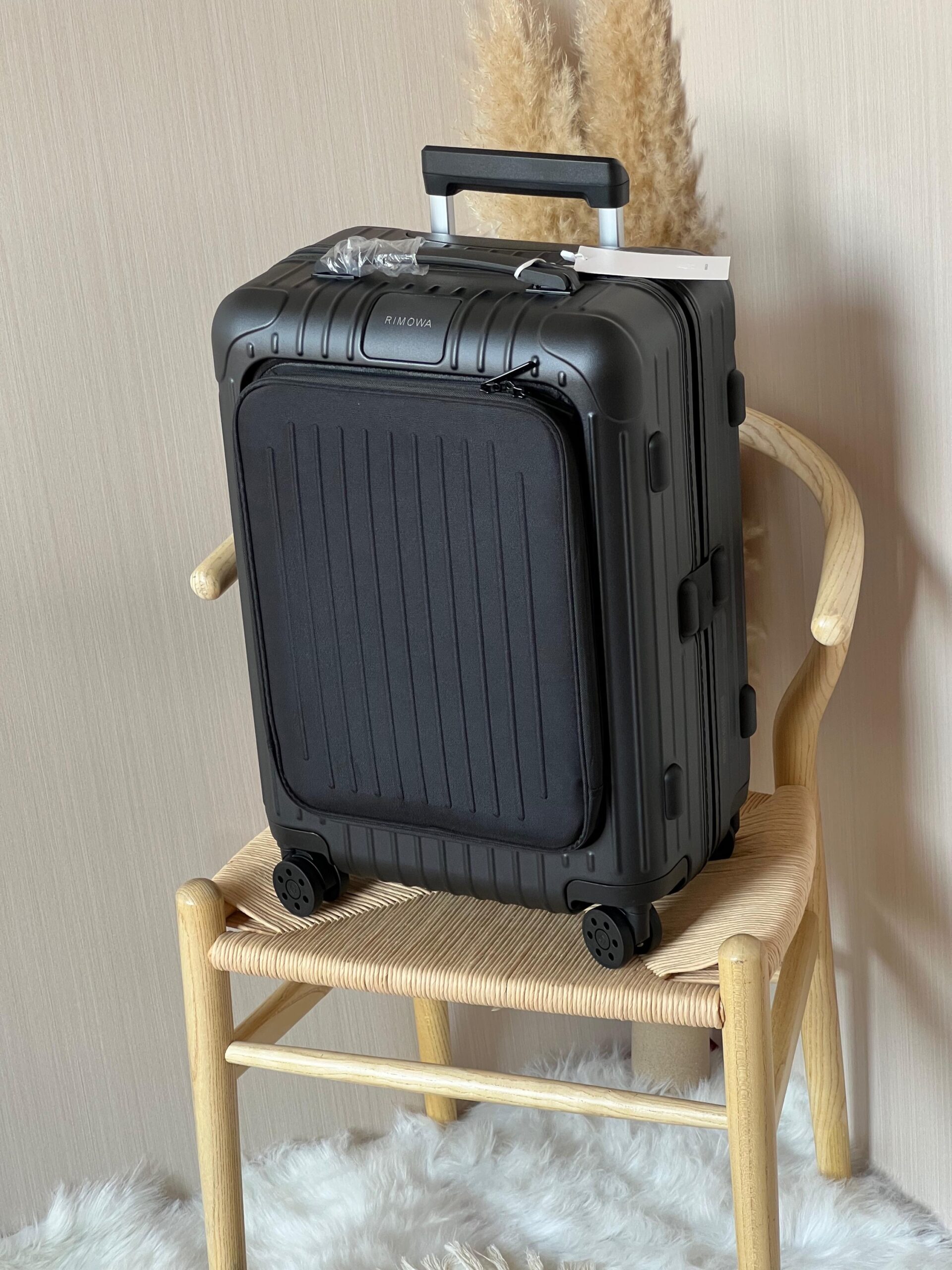 RIMOWA Essential Sleeve Cabin Suitcase