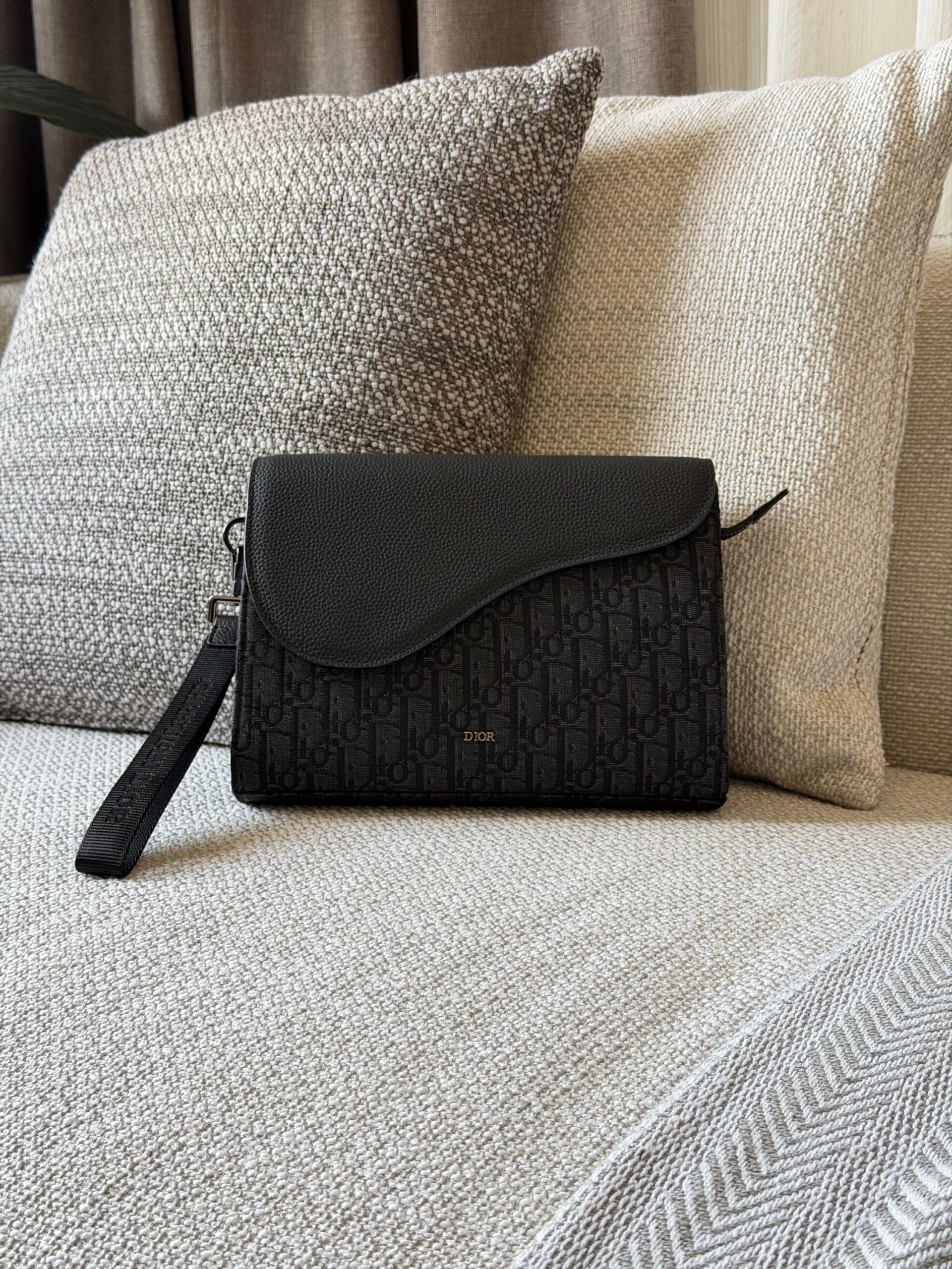 Dior Saddle A5 Triangle Pouch - Image 3