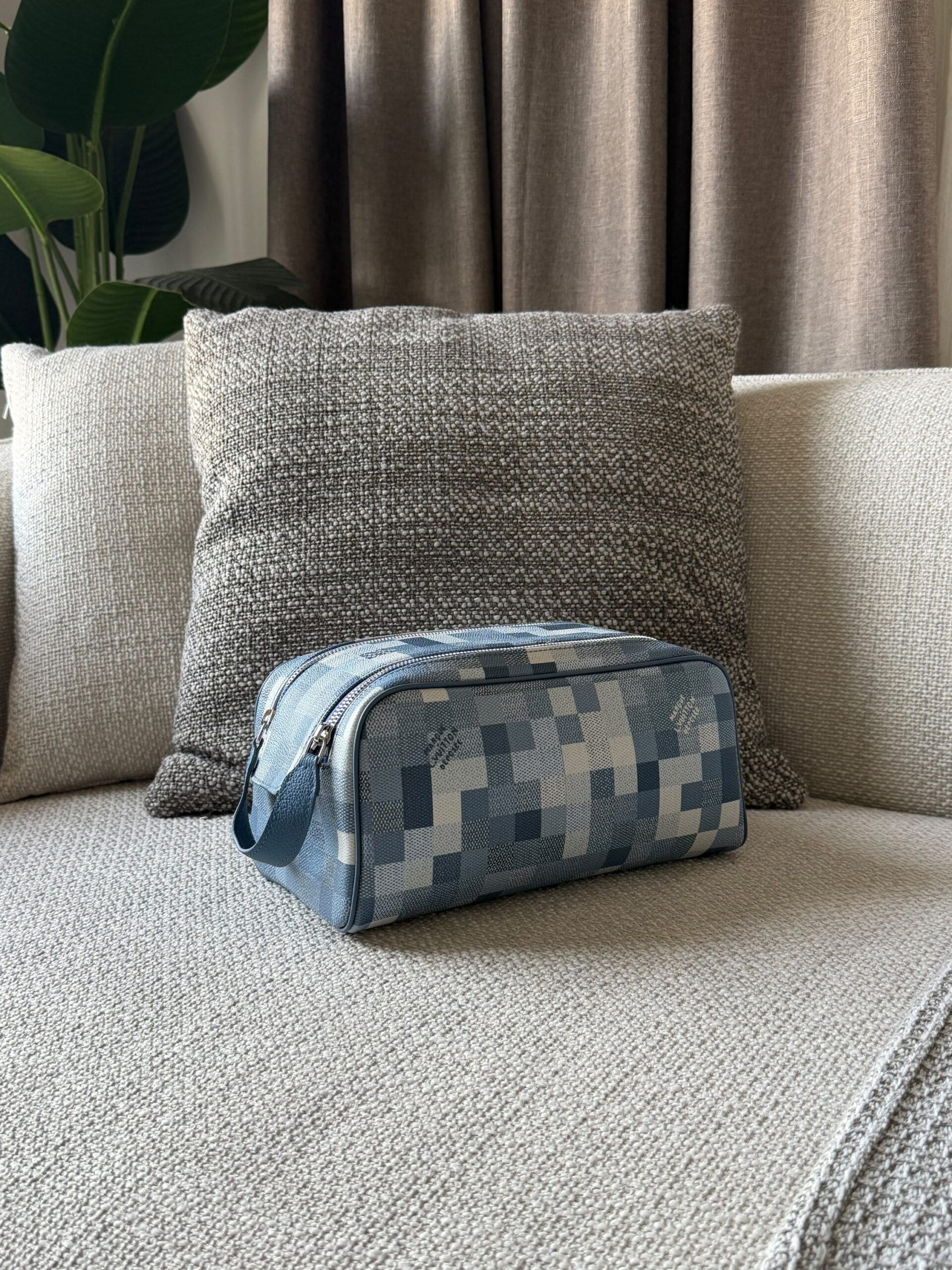 Louis Vuitton Dopp Kit