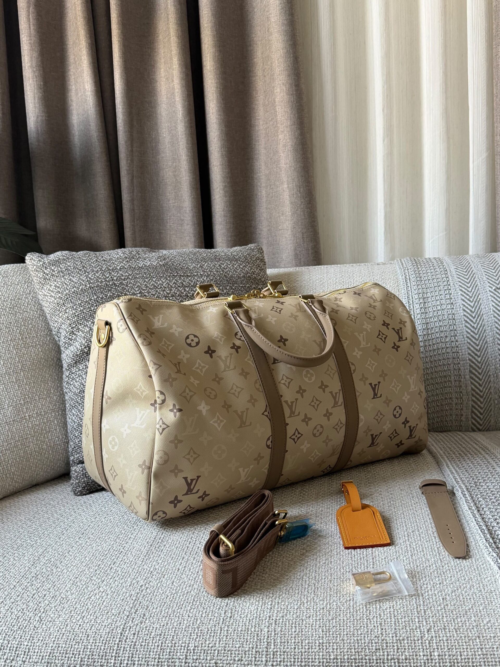Louis Vuitton Keepall Bandoulière 50 - Image 2