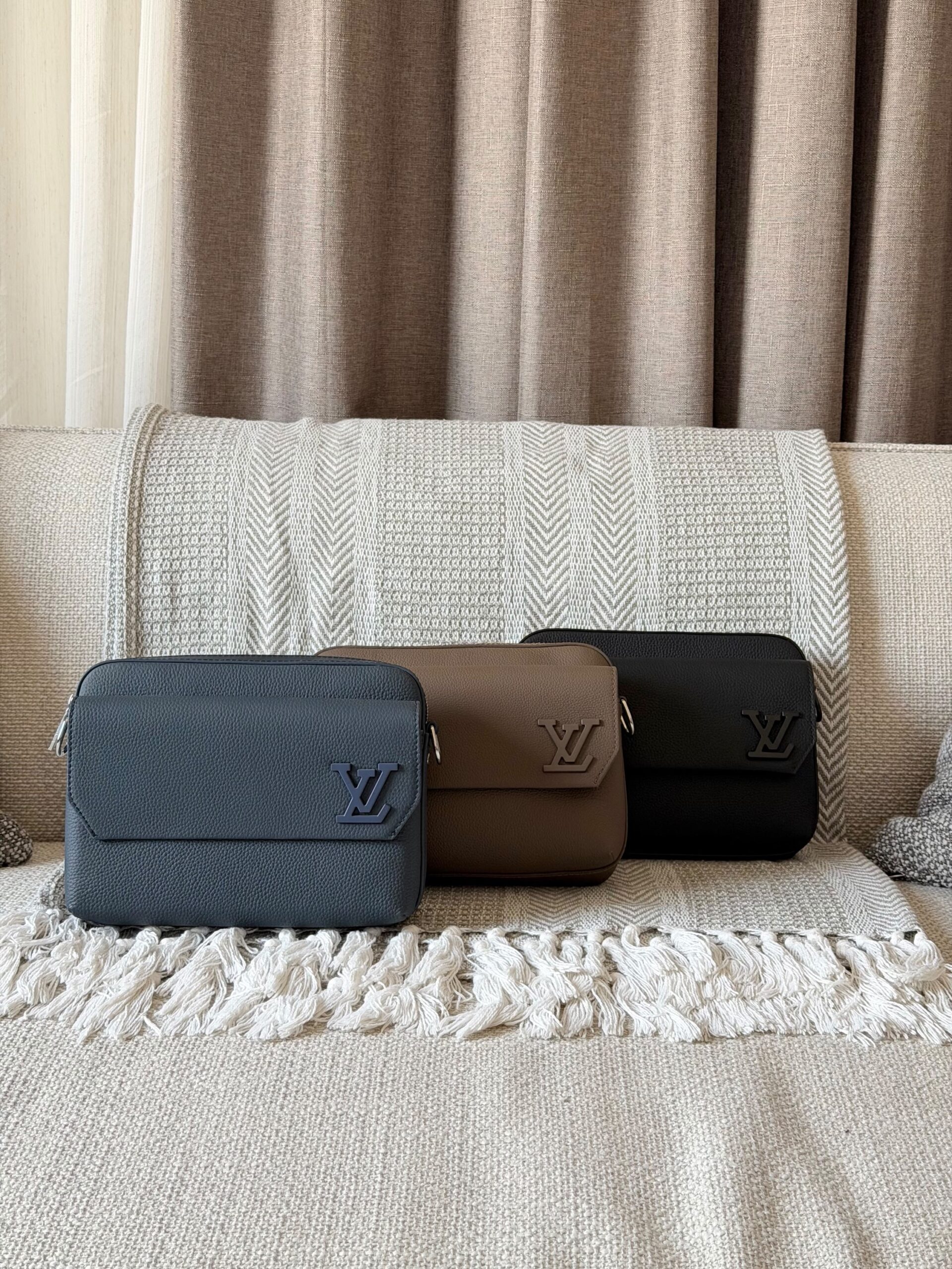 Louis Vuitton Fastline Messenger Bag - Image 8