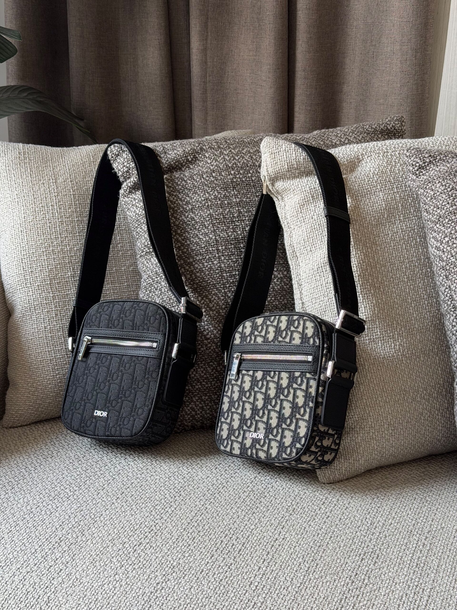 Christian Dior Oblique Micro Rider Pouch