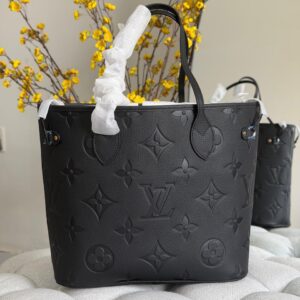 Louis Vuitton Neverfull MM Tote Bag