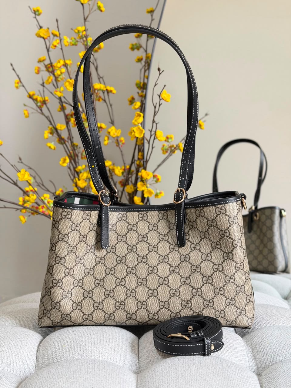 Gucci GG Emblem Small Tote Bag - Image 4