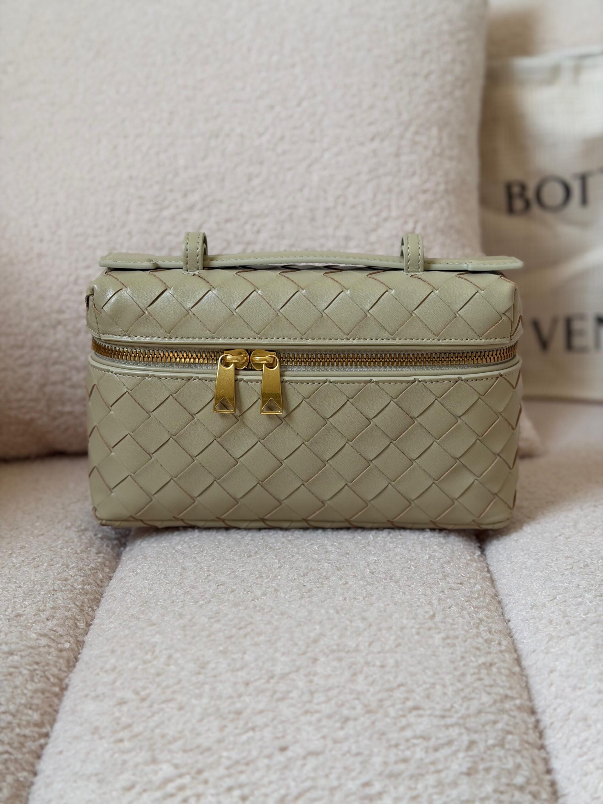 Bottega Veneta Bang Bang Vanity Case 22 Cm - Image 3