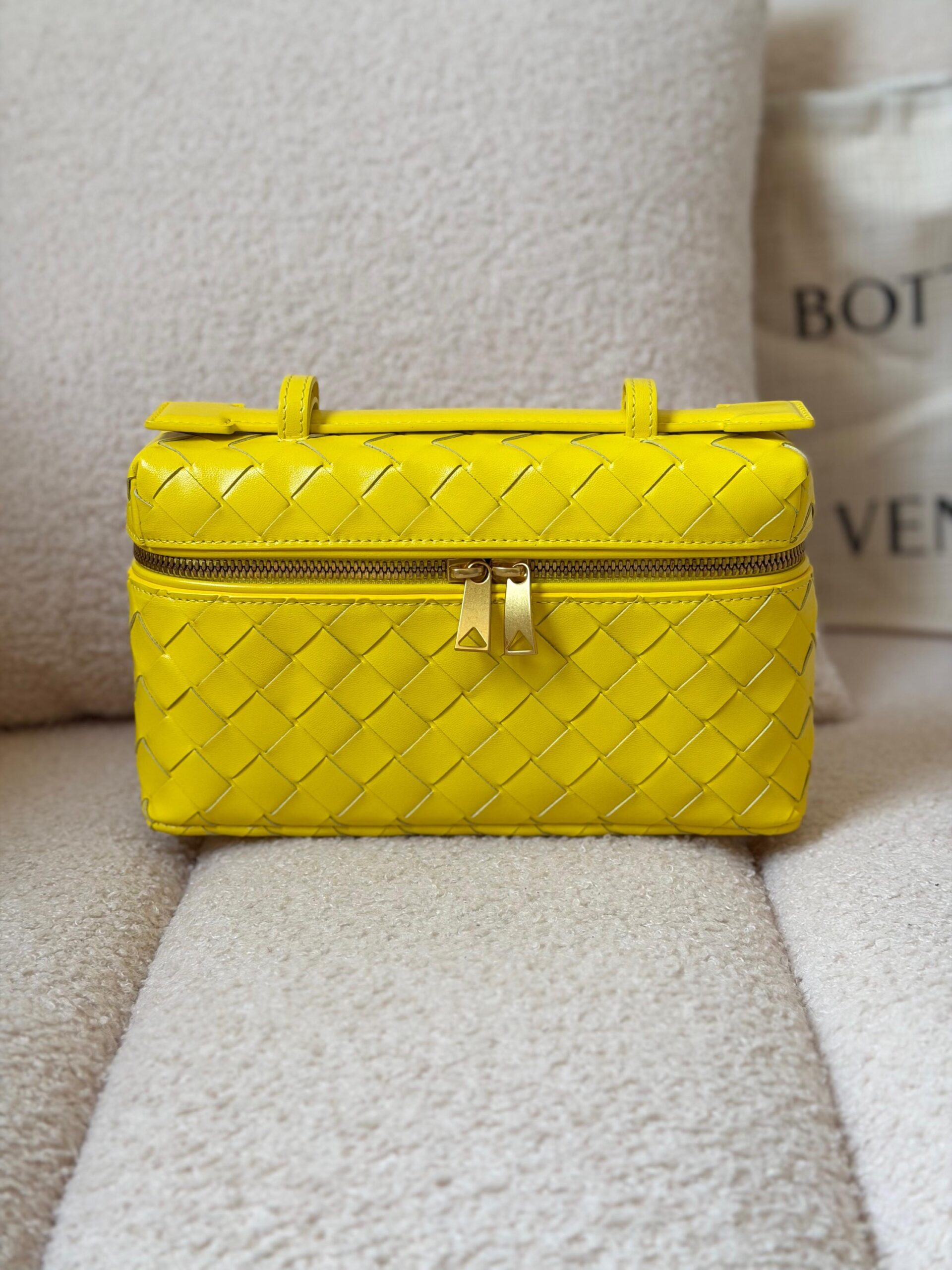 Bottega Veneta Bang Bang Vanity Case 22 Cm - Image 5