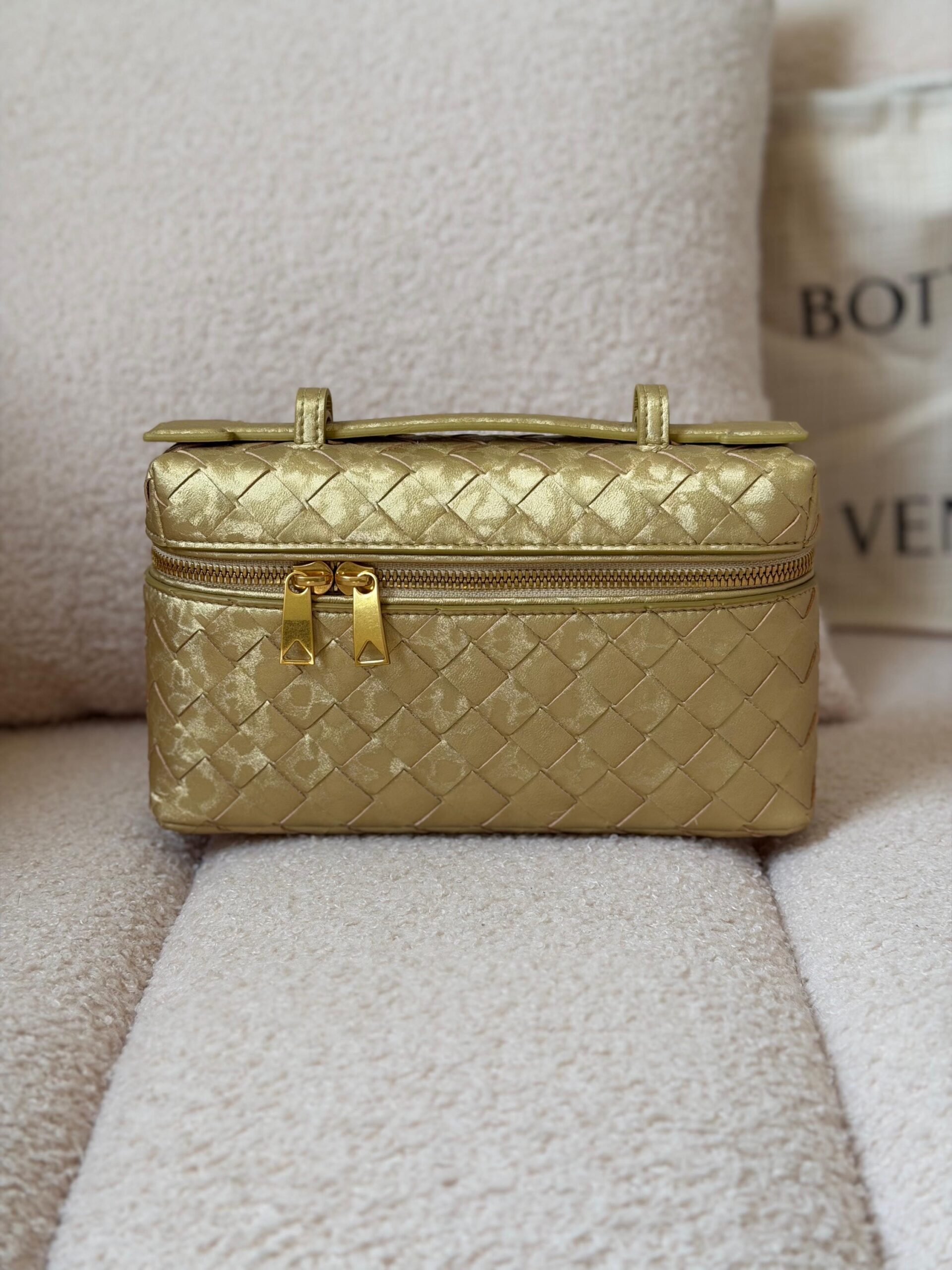 Bottega Veneta Bang Bang Vanity Case 22 Cm - Image 17