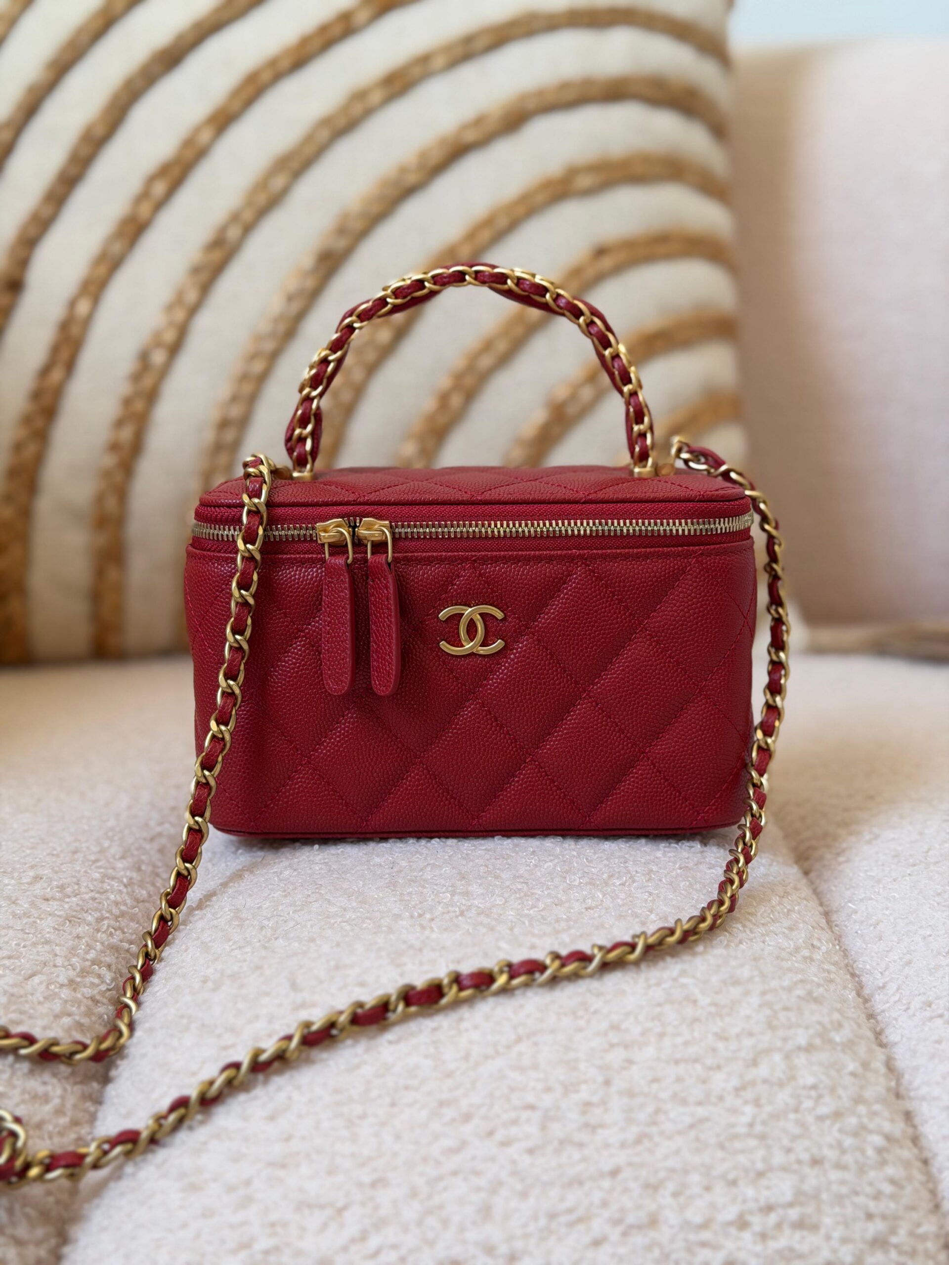 Chanel Vanity With Handle 16 Cm - Image 7
