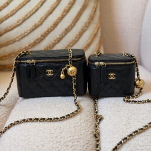 Chanel Lambskin Vanity Cases 10_16Cm