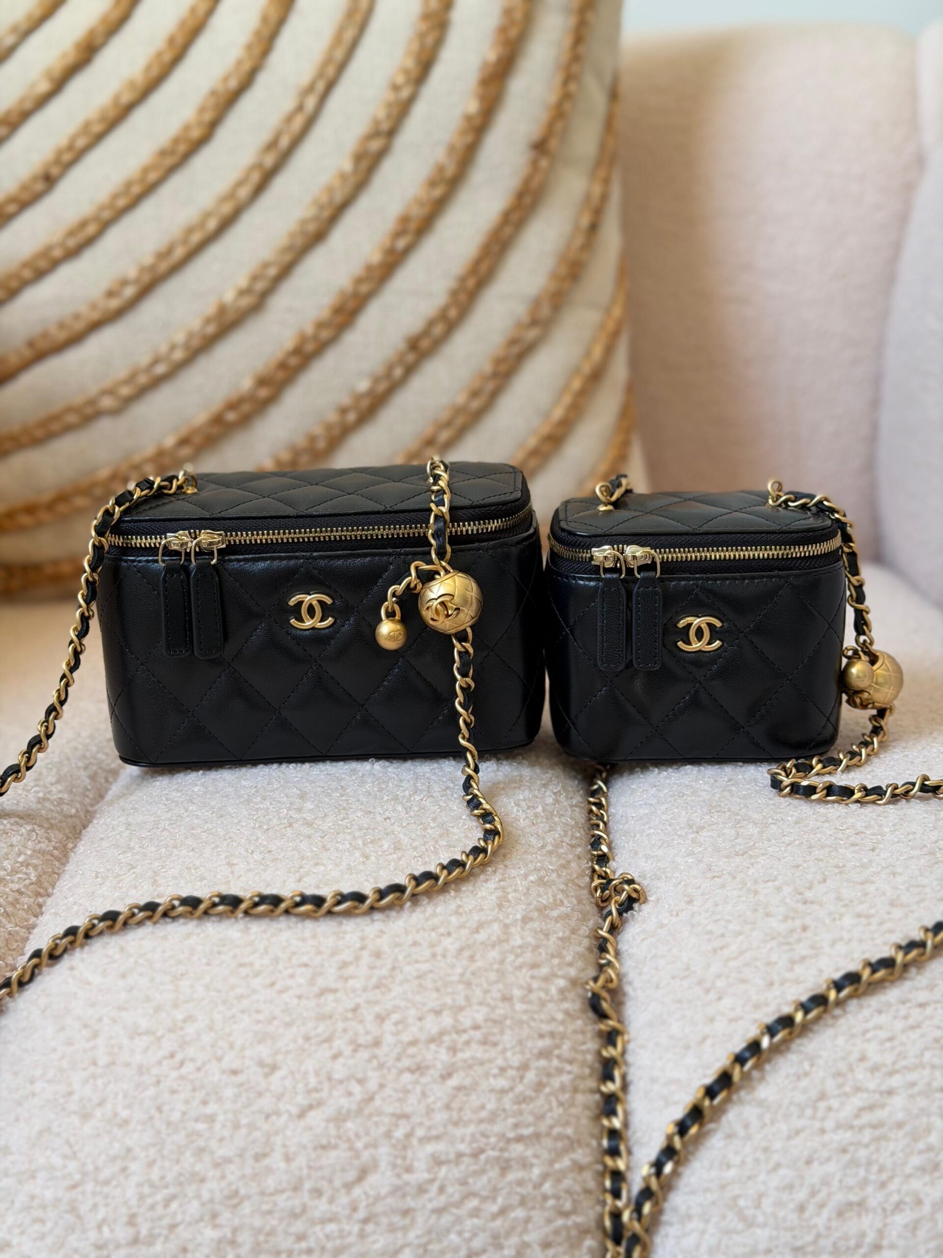 Chanel Lambskin Vanity Cases 10_16Cm