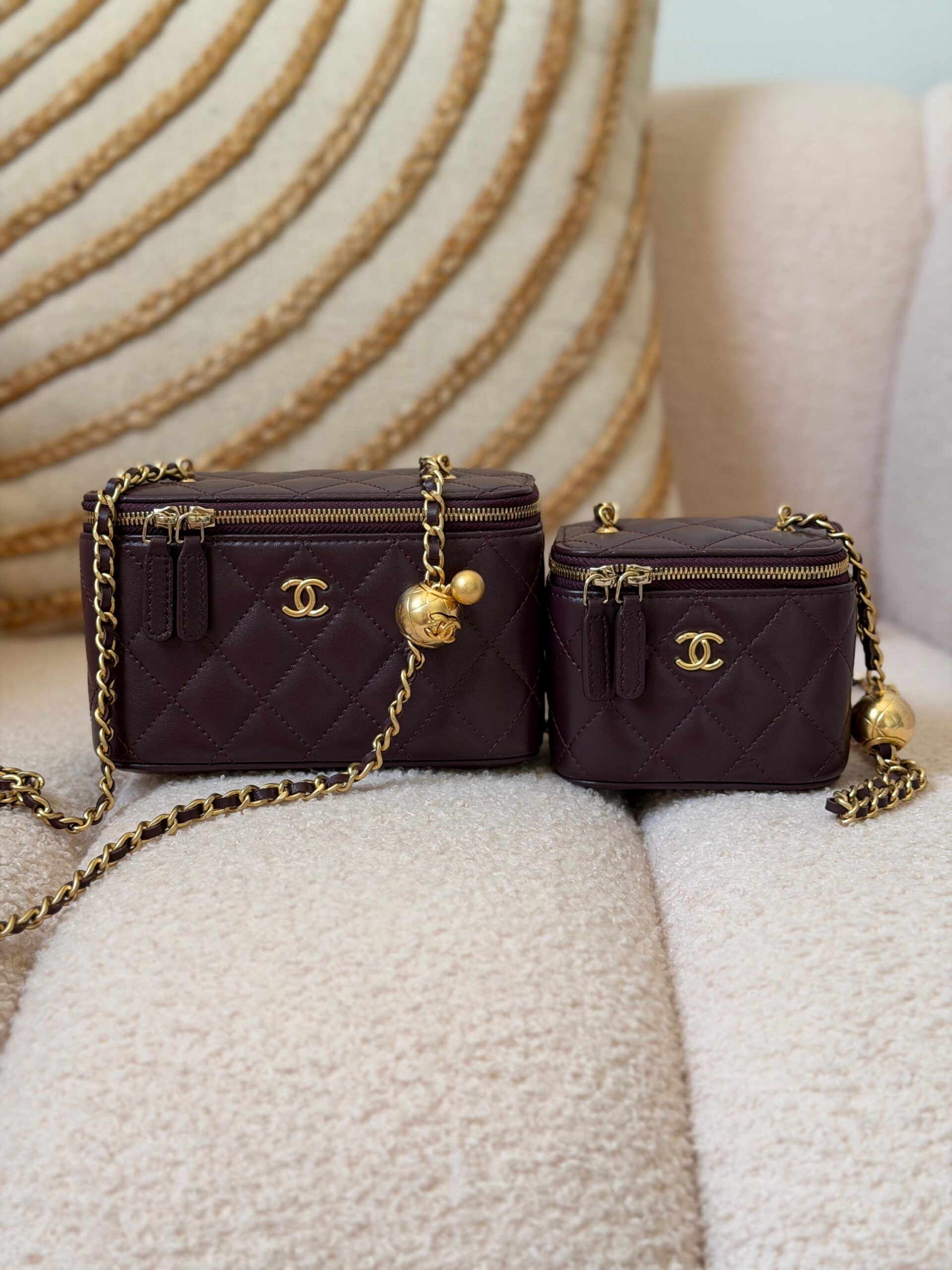 Chanel Lambskin Vanity Cases 10_16Cm - Image 3