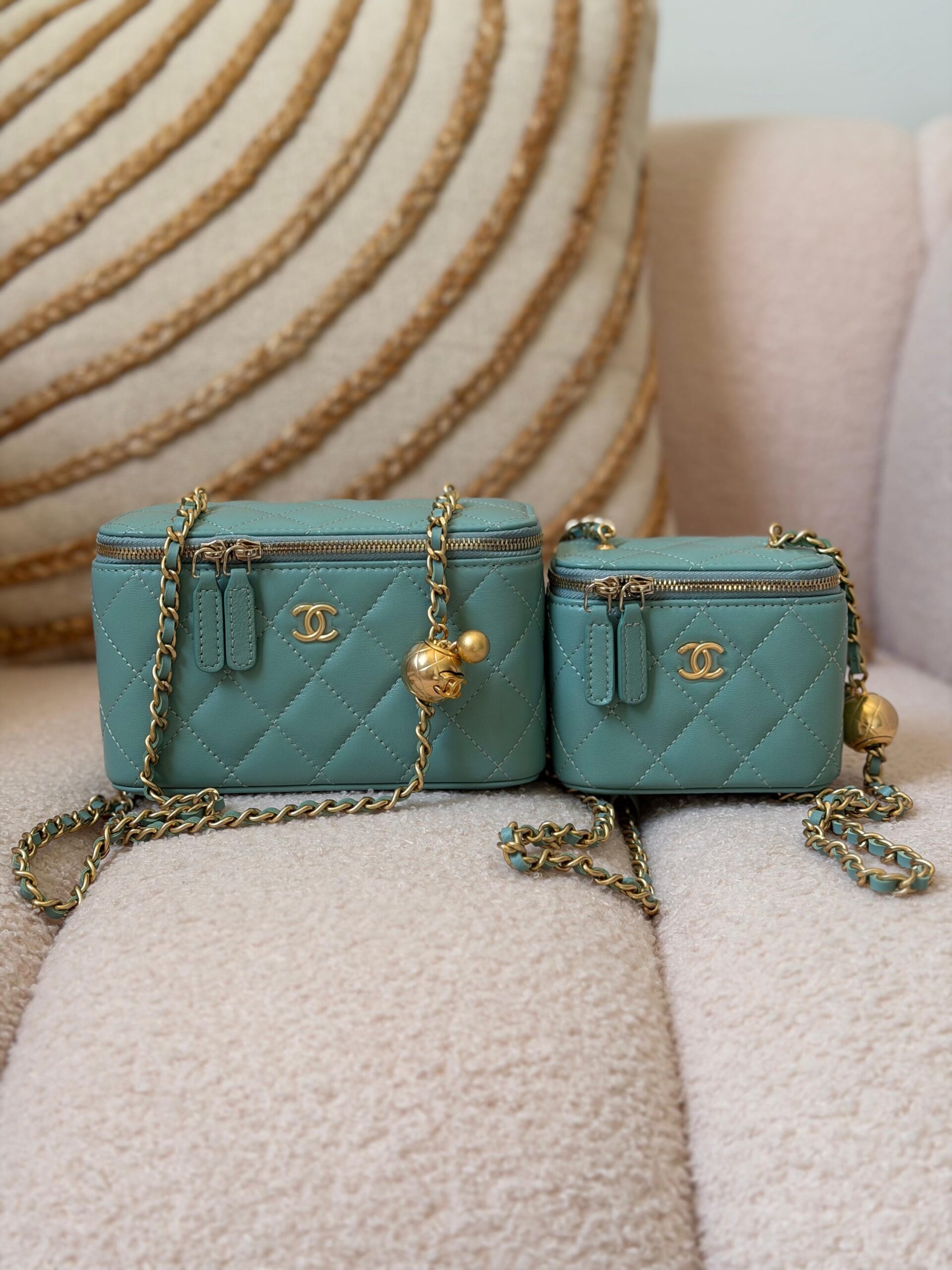 Chanel Lambskin Vanity Cases 10_16Cm - Image 8