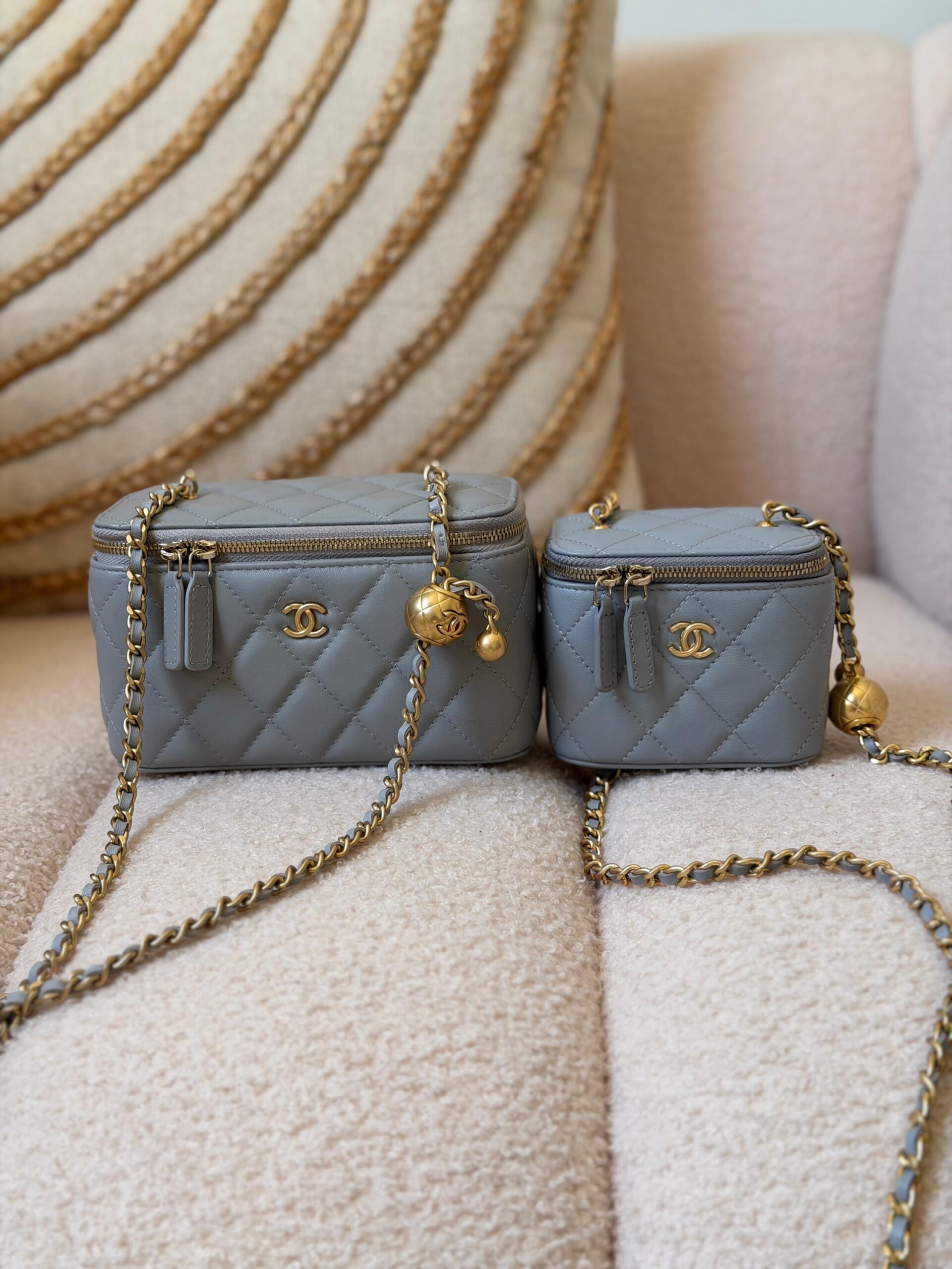 Chanel Lambskin Vanity Cases 10_16Cm - Image 12
