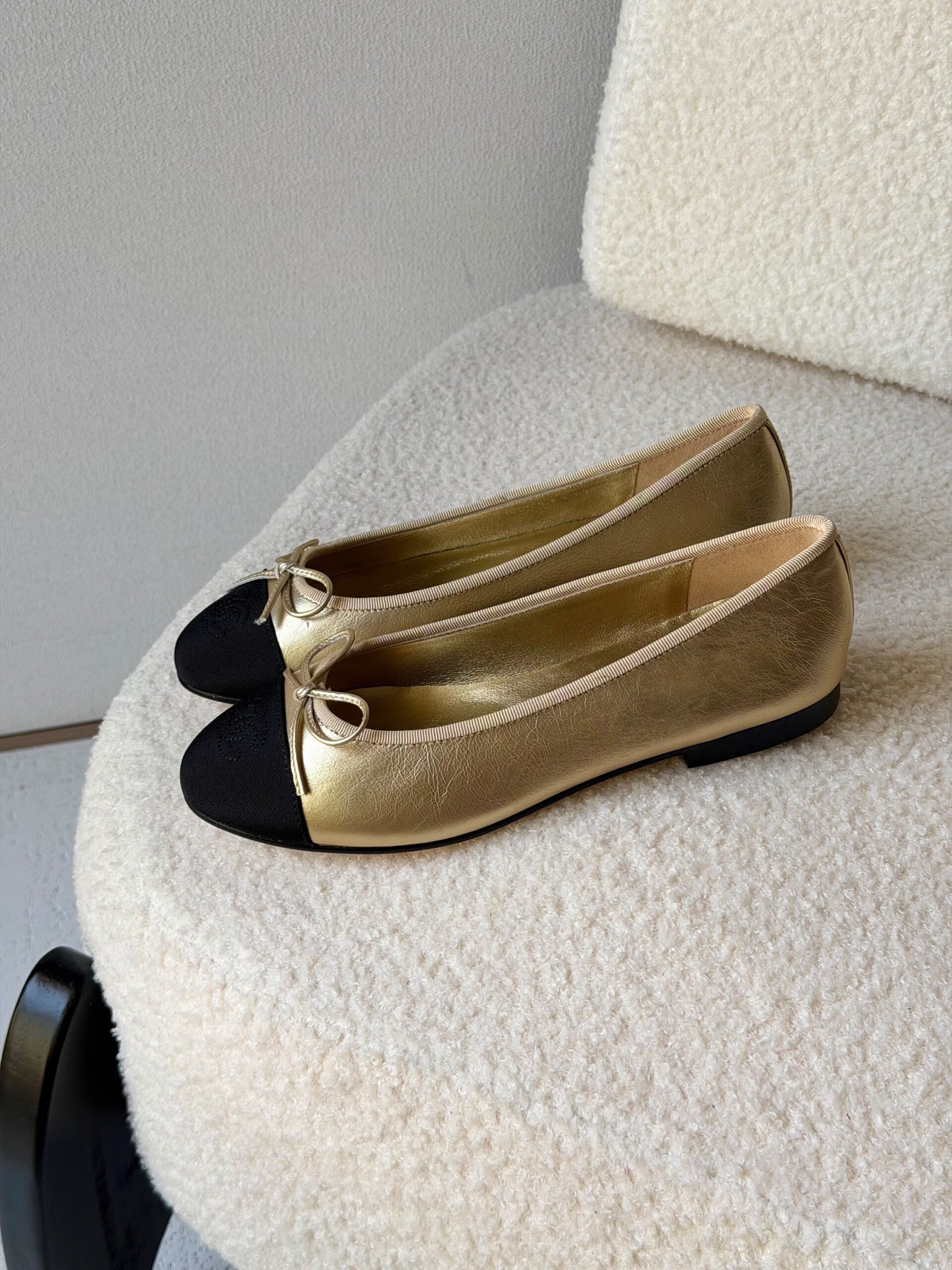 Chanel Quilted Leather Ballet Flats - Image 12