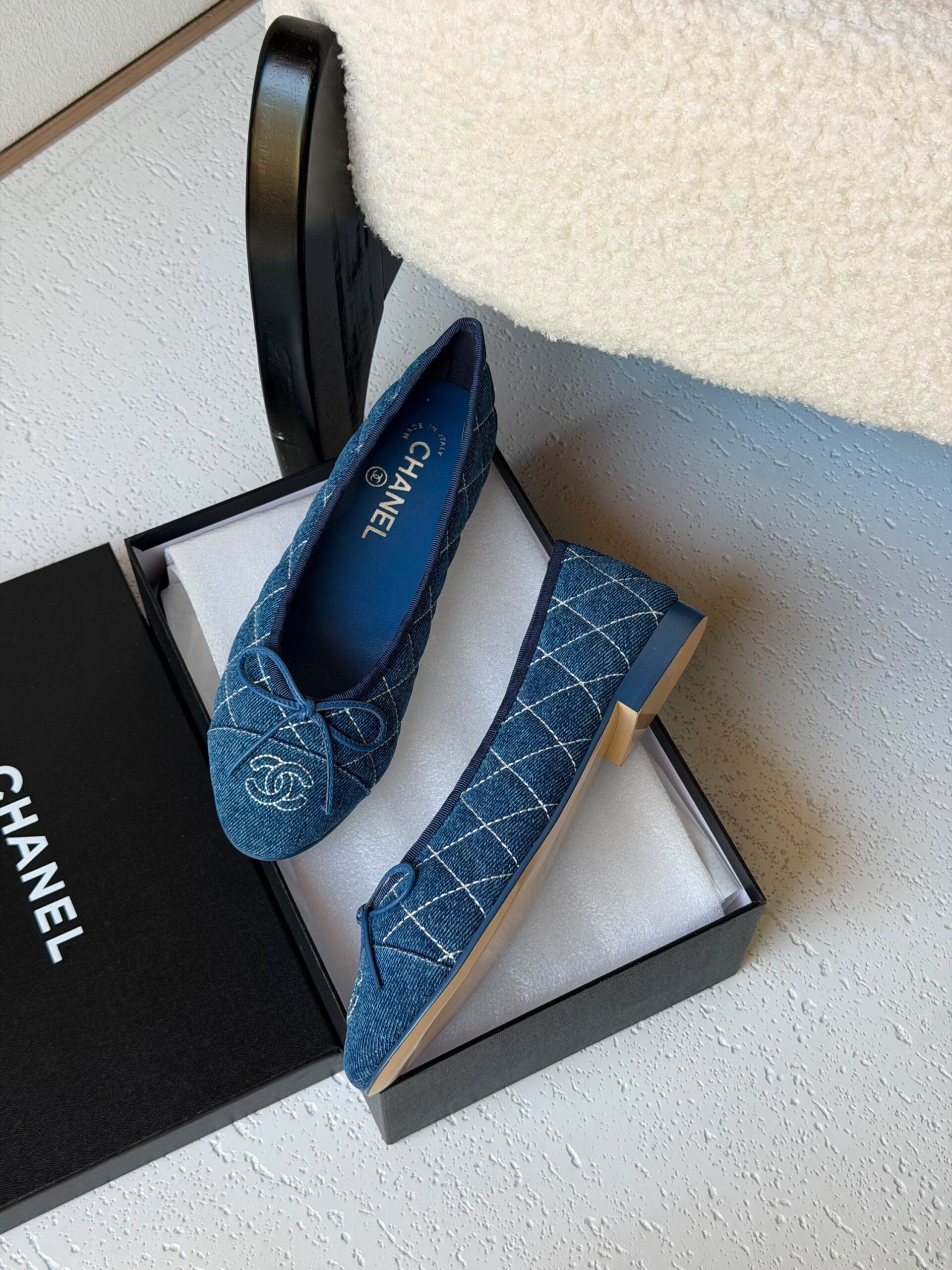 Chanel Quilted Leather Ballet Flats - Image 9