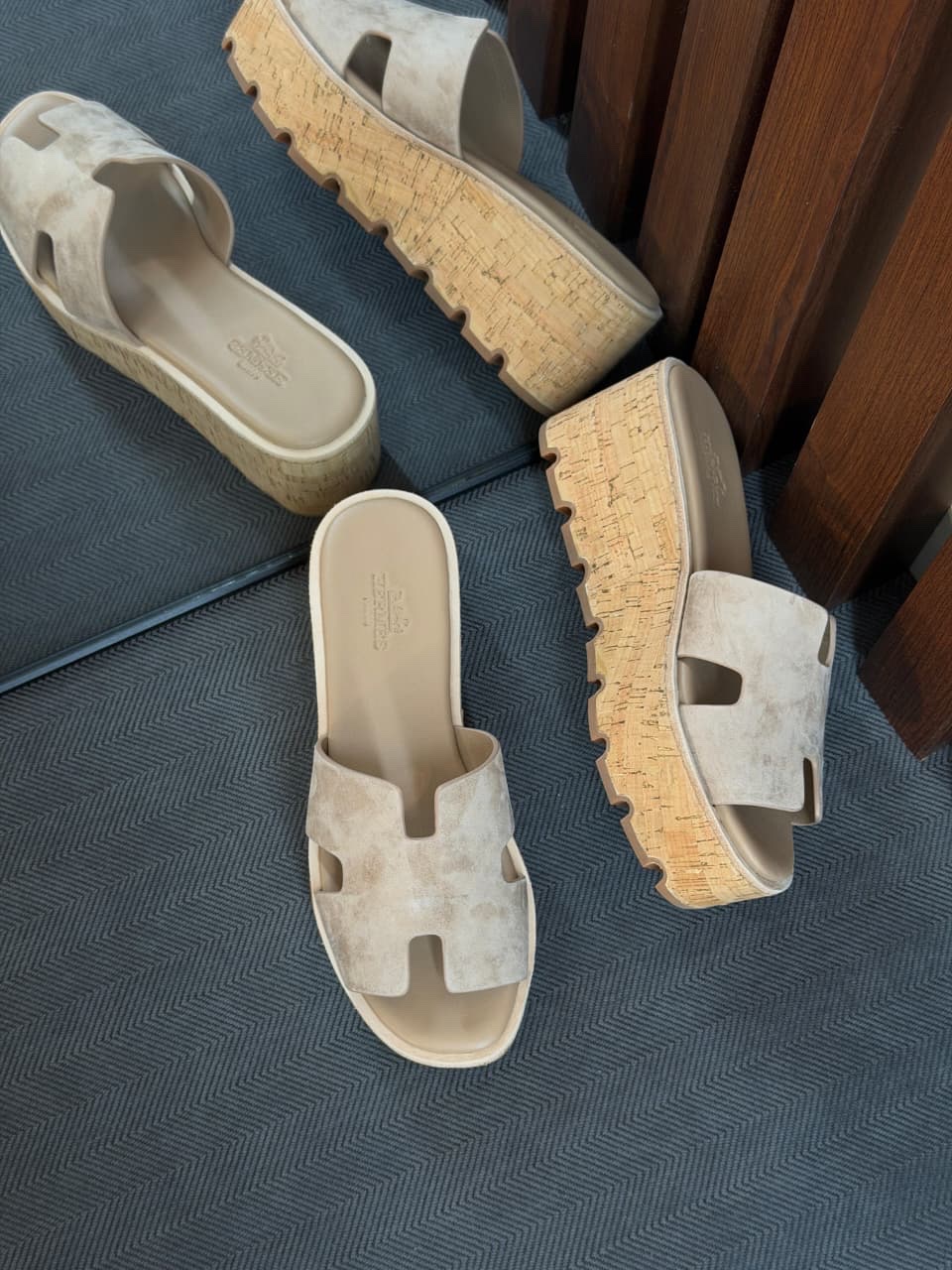 Hermès Eze 30 Sandals Heritage Calfskin Leather - Image 6