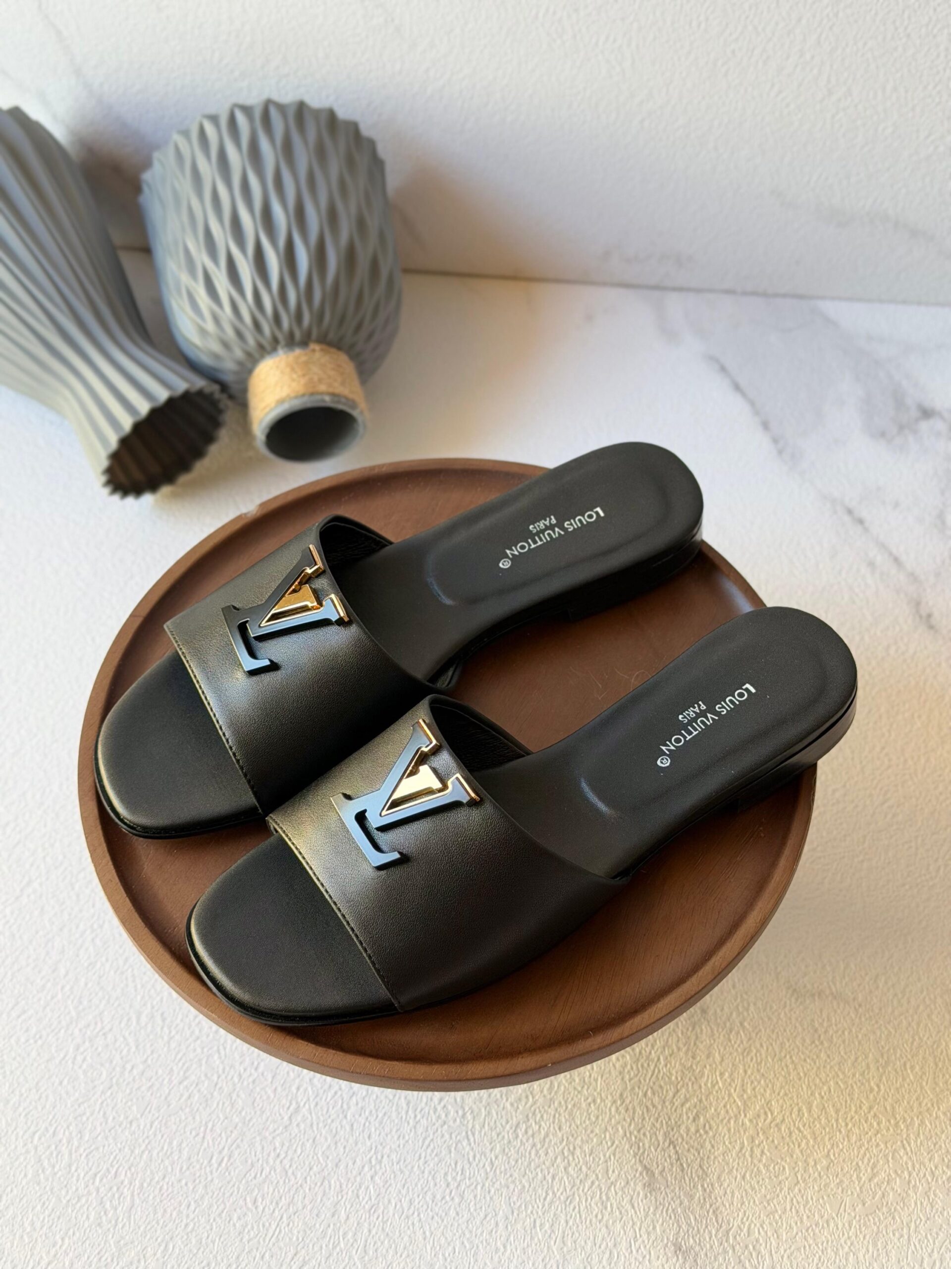 Louis Vuitton LV Mare Flat Mules - Image 6