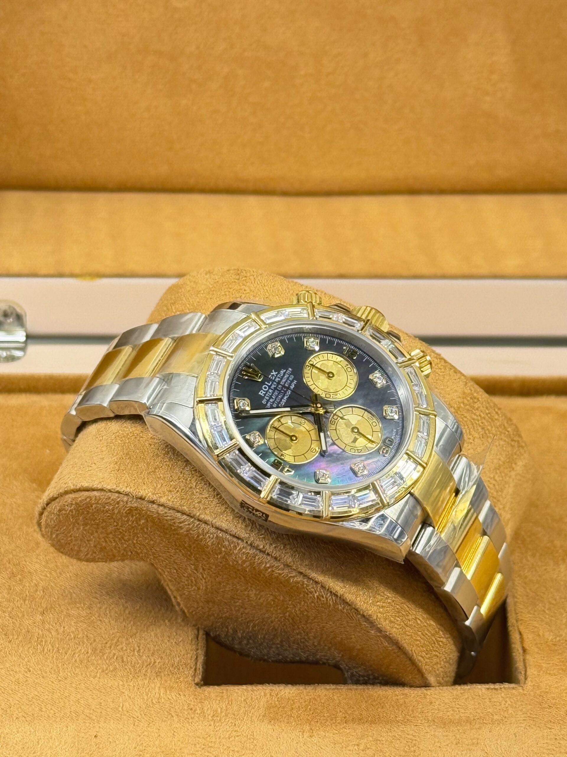 Rolex Cosmograph Daytona 116568BR - Image 4
