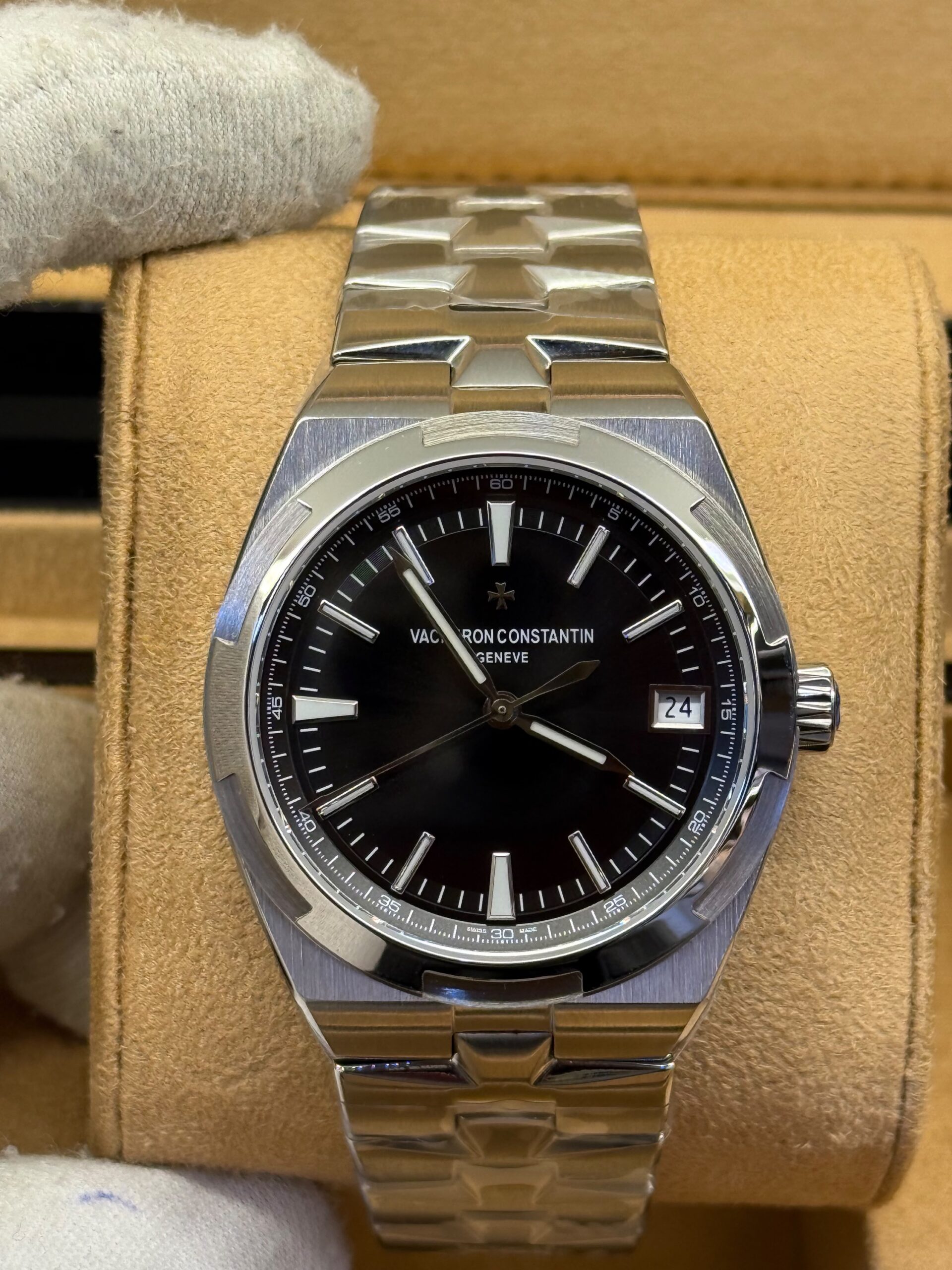 Vacheron Constantin Overseas 4500V
