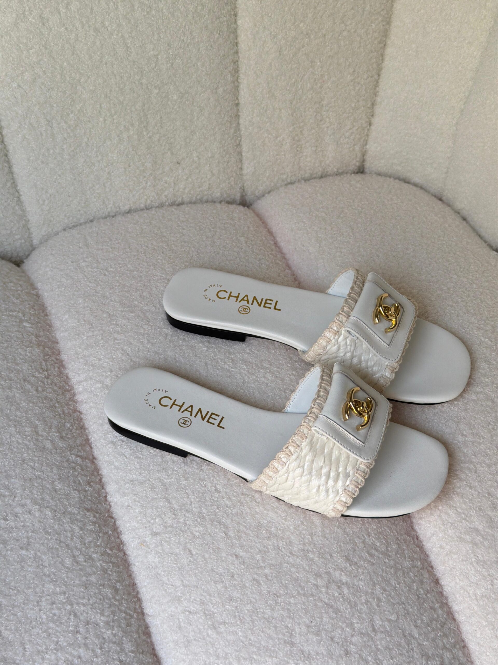 Chanel CC Turnlock Flat Slide Mules - Image 4