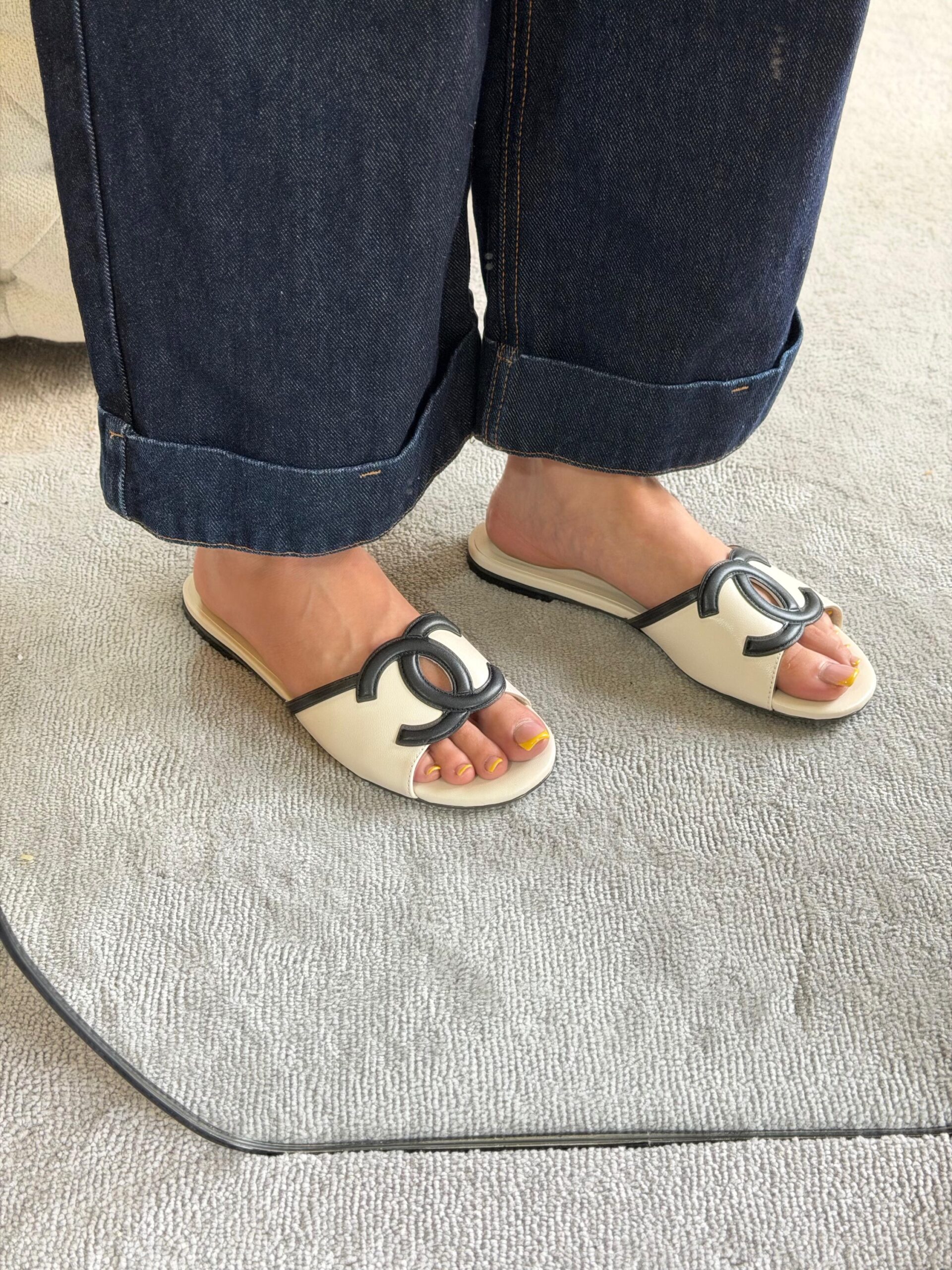 Chanel 26S kitten Heel Mules - Image 5