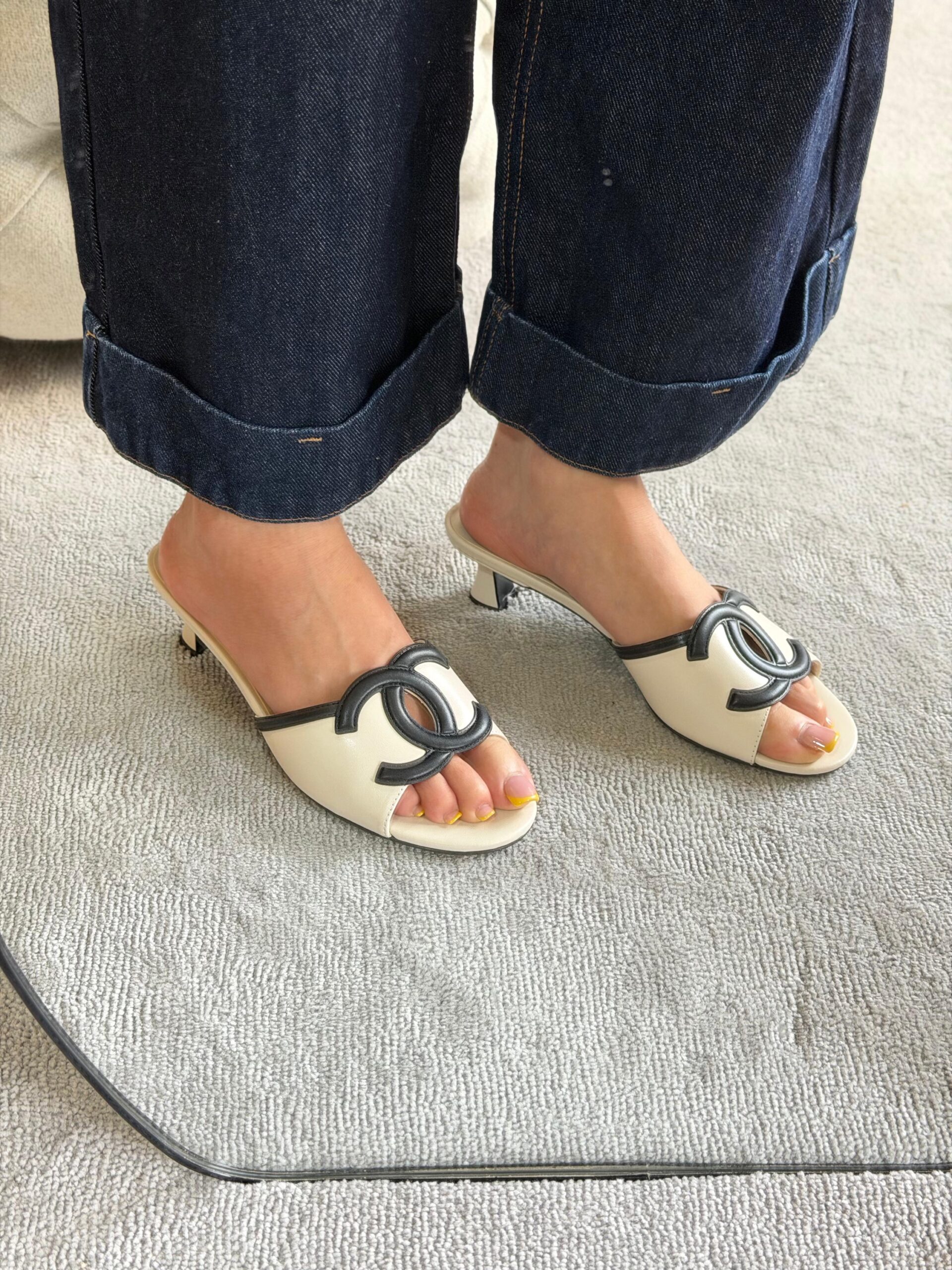 Chanel 26S kitten Heel Mules - Image 3