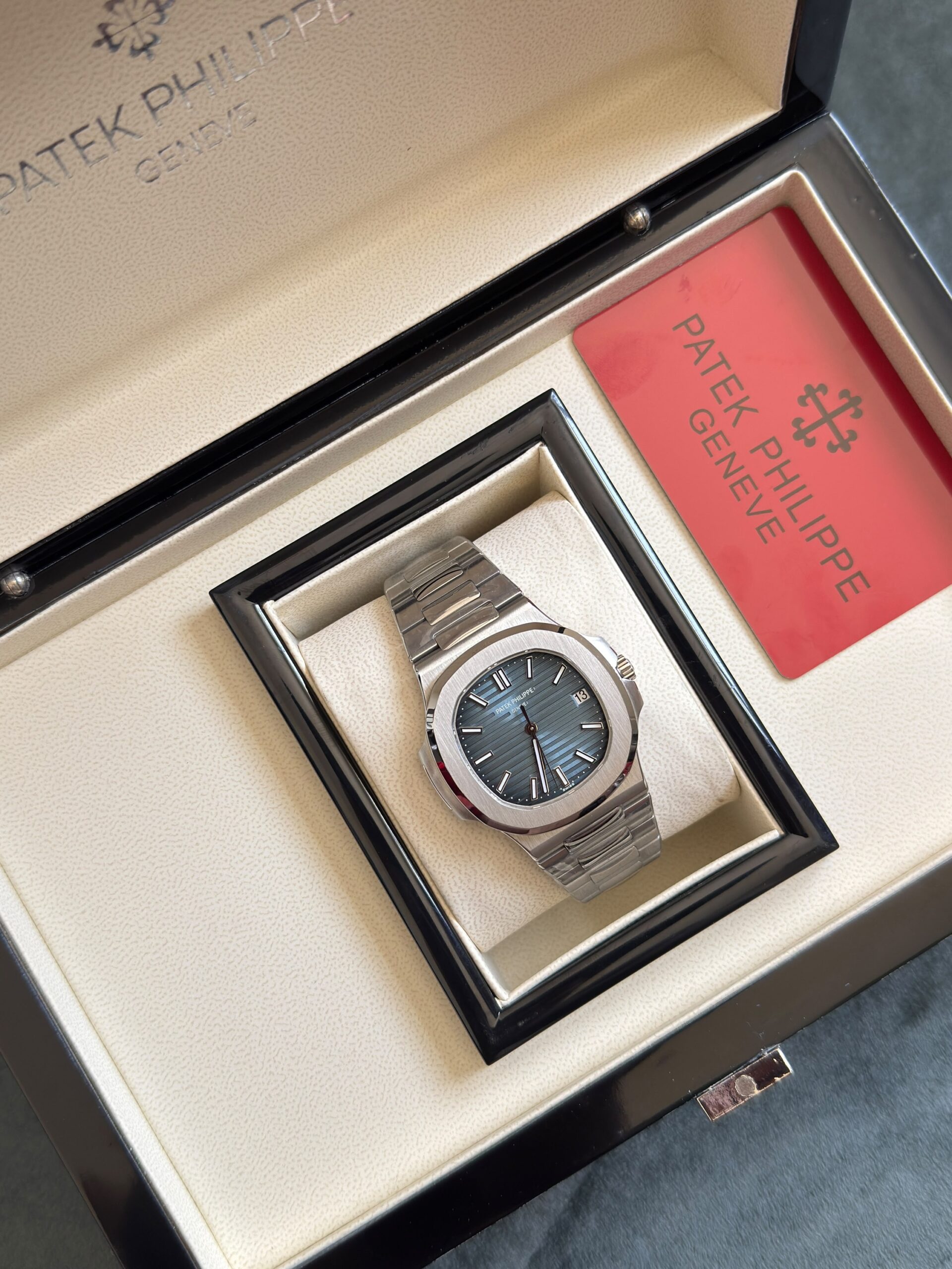 Patek Philippe Nautilus - Image 4
