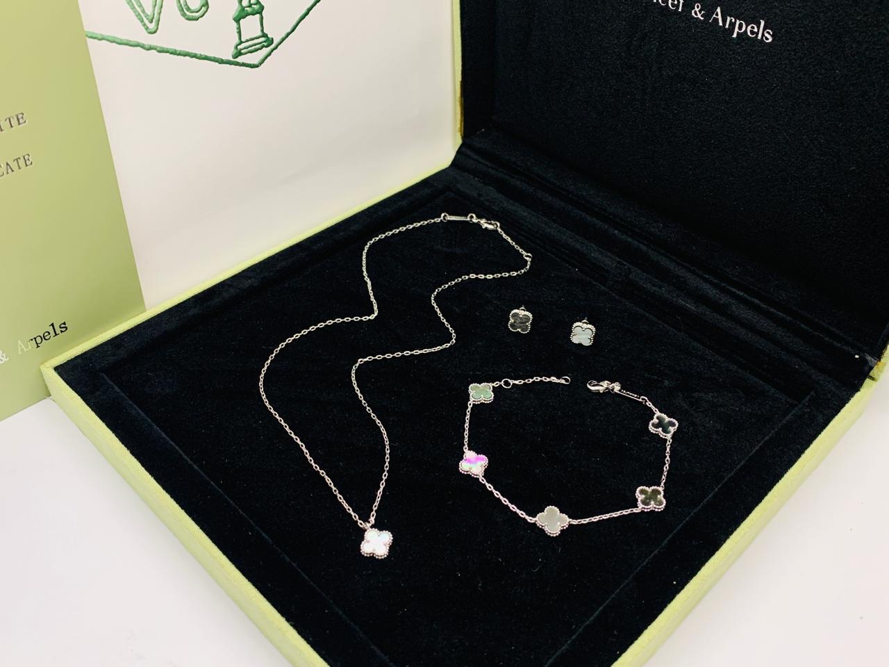 Van Cleef & Arpels jewelry Set - Image 8