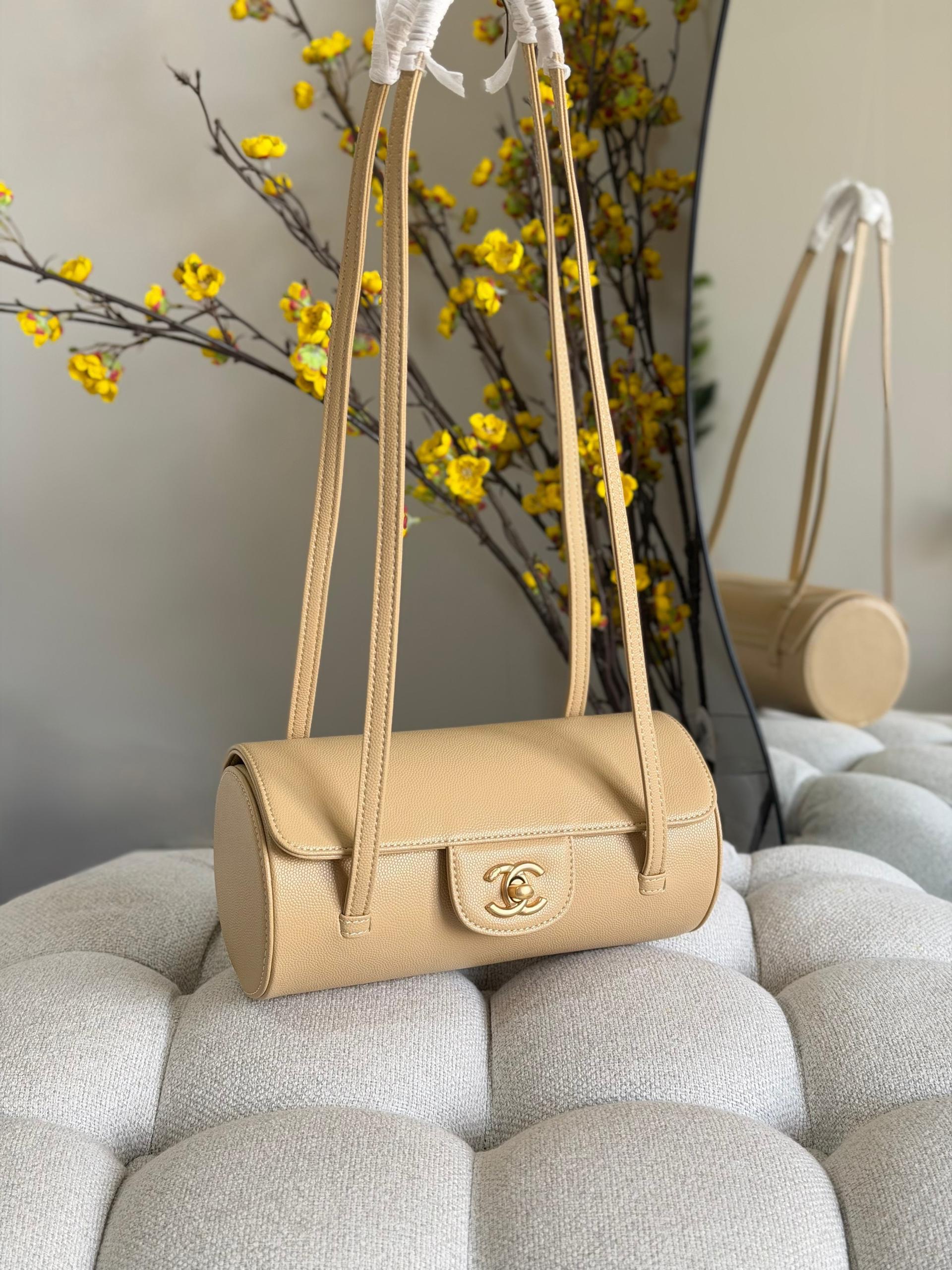 Chanel Pre-Loved Mini Clutch Bag - Image 6