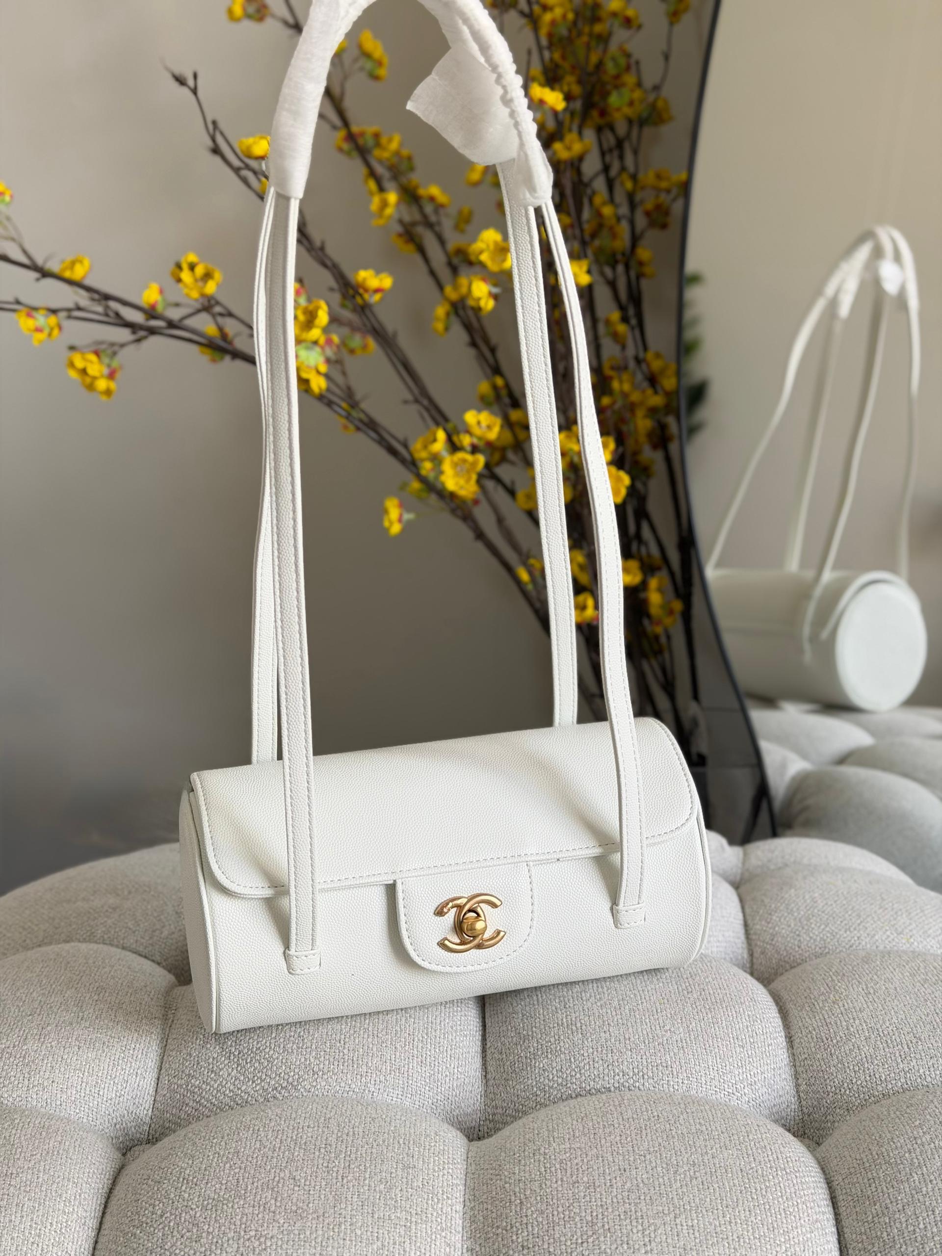Chanel Pre-Loved Mini Clutch Bag - Image 5