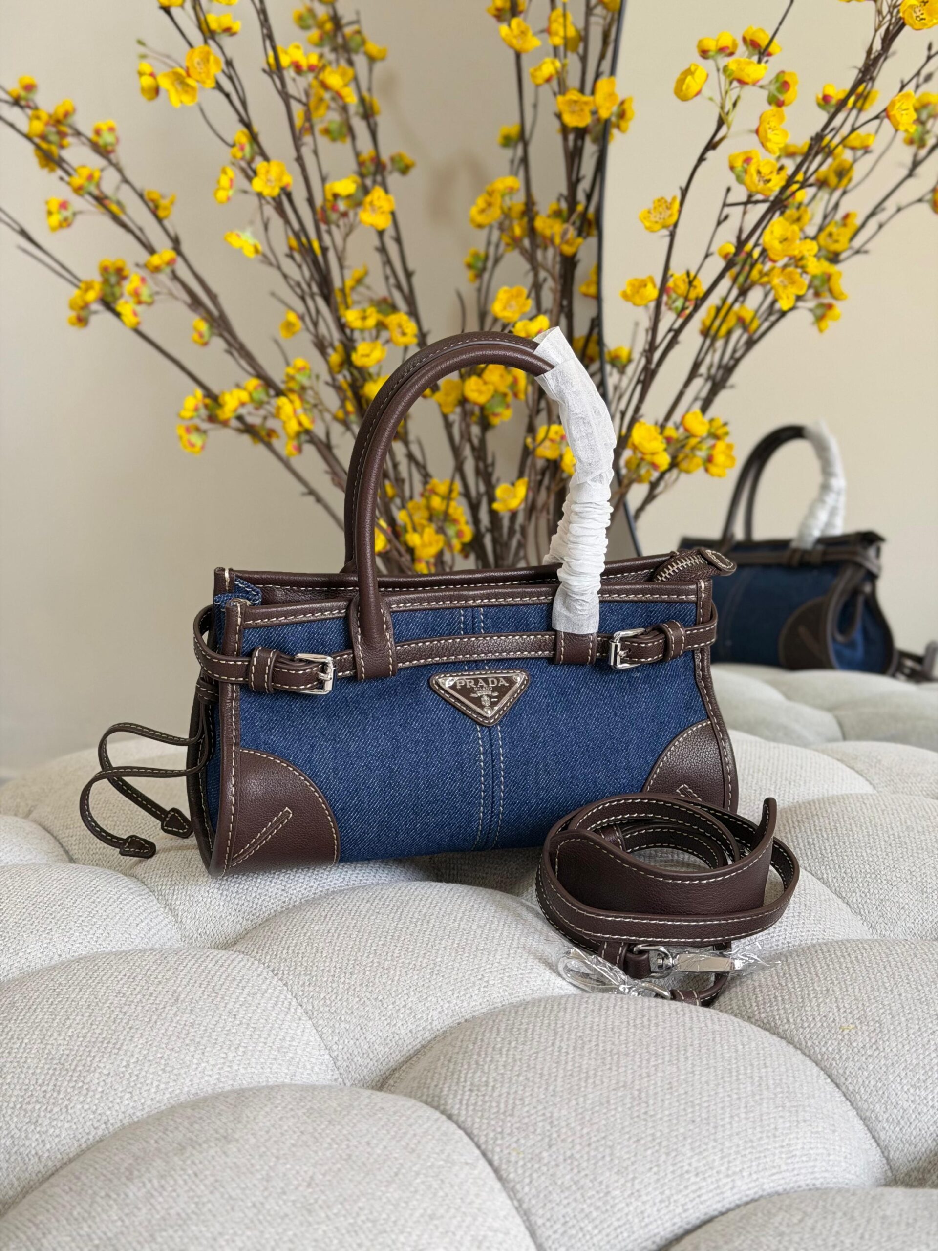 Prada Bonnie Small Linen And Leather - Image 4