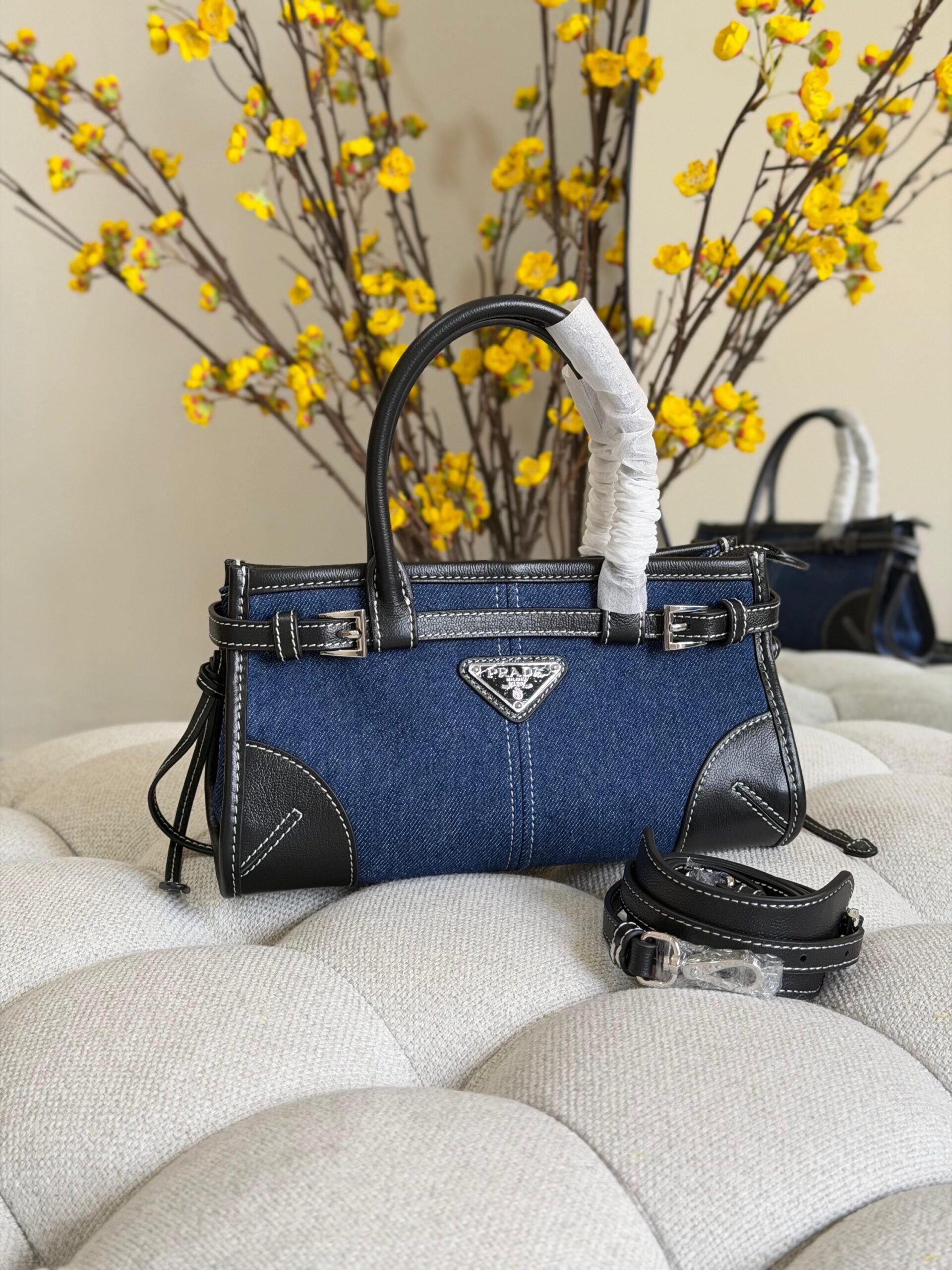 Prada Bonnie Small Linen And Leather - Image 2