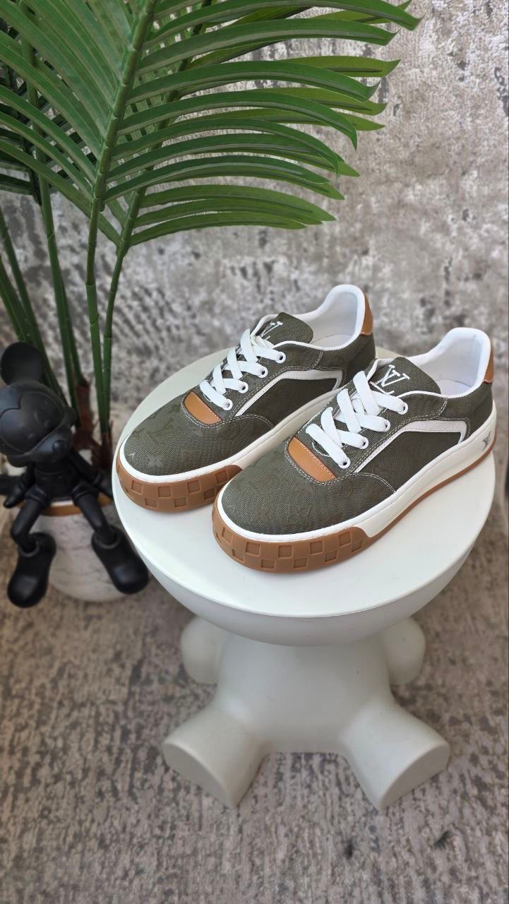 Louis Vuitton LV Tilted Sneakers - Image 4