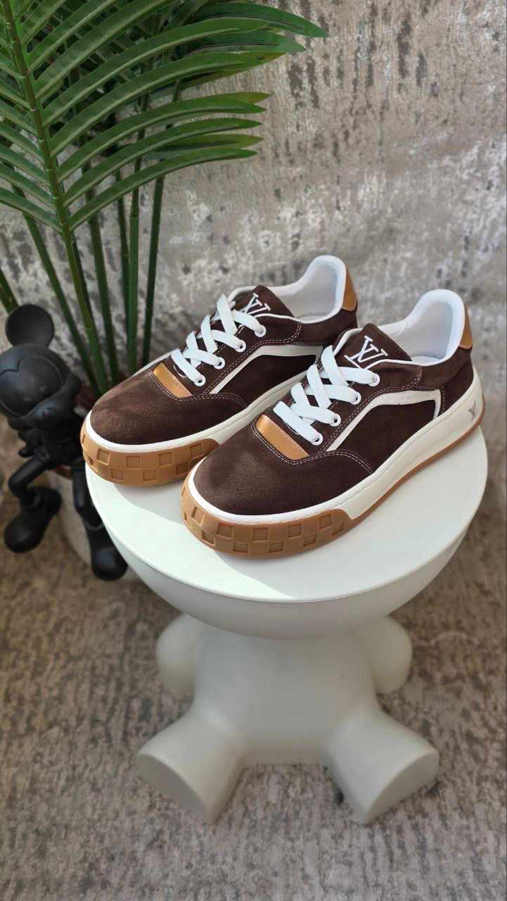 Louis Vuitton LV Tilted Sneakers - Image 6
