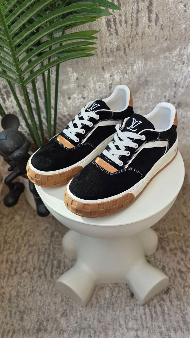 Louis Vuitton LV Tilted Sneakers - Image 2
