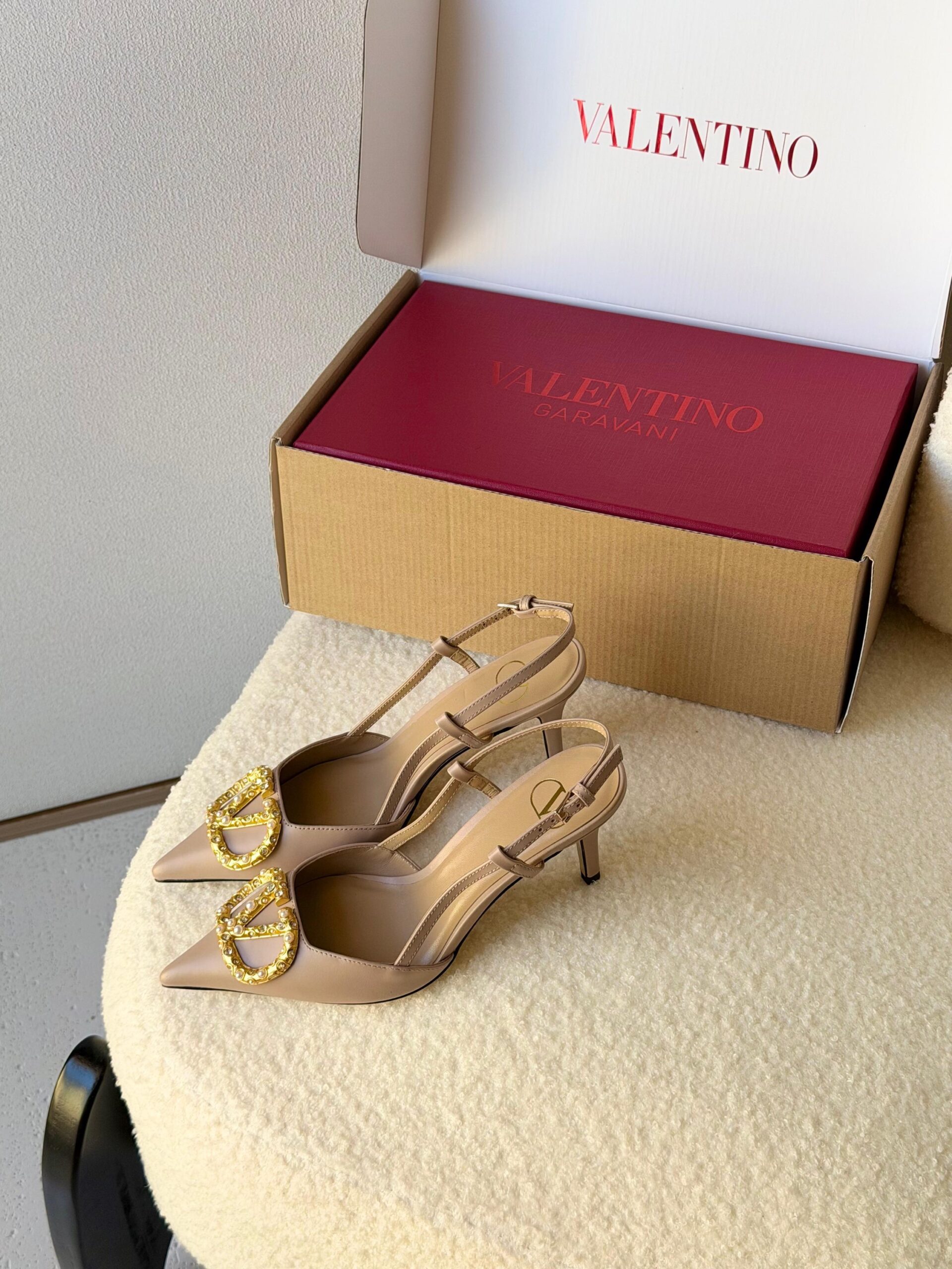 Valentino Garavani VLogo Signature Slingback Pumps - Image 5