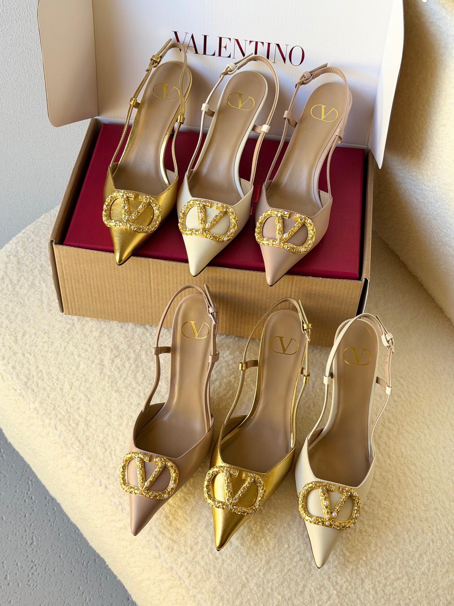 Valentino Garavani VLogo Signature Slingback Pumps - Image 7