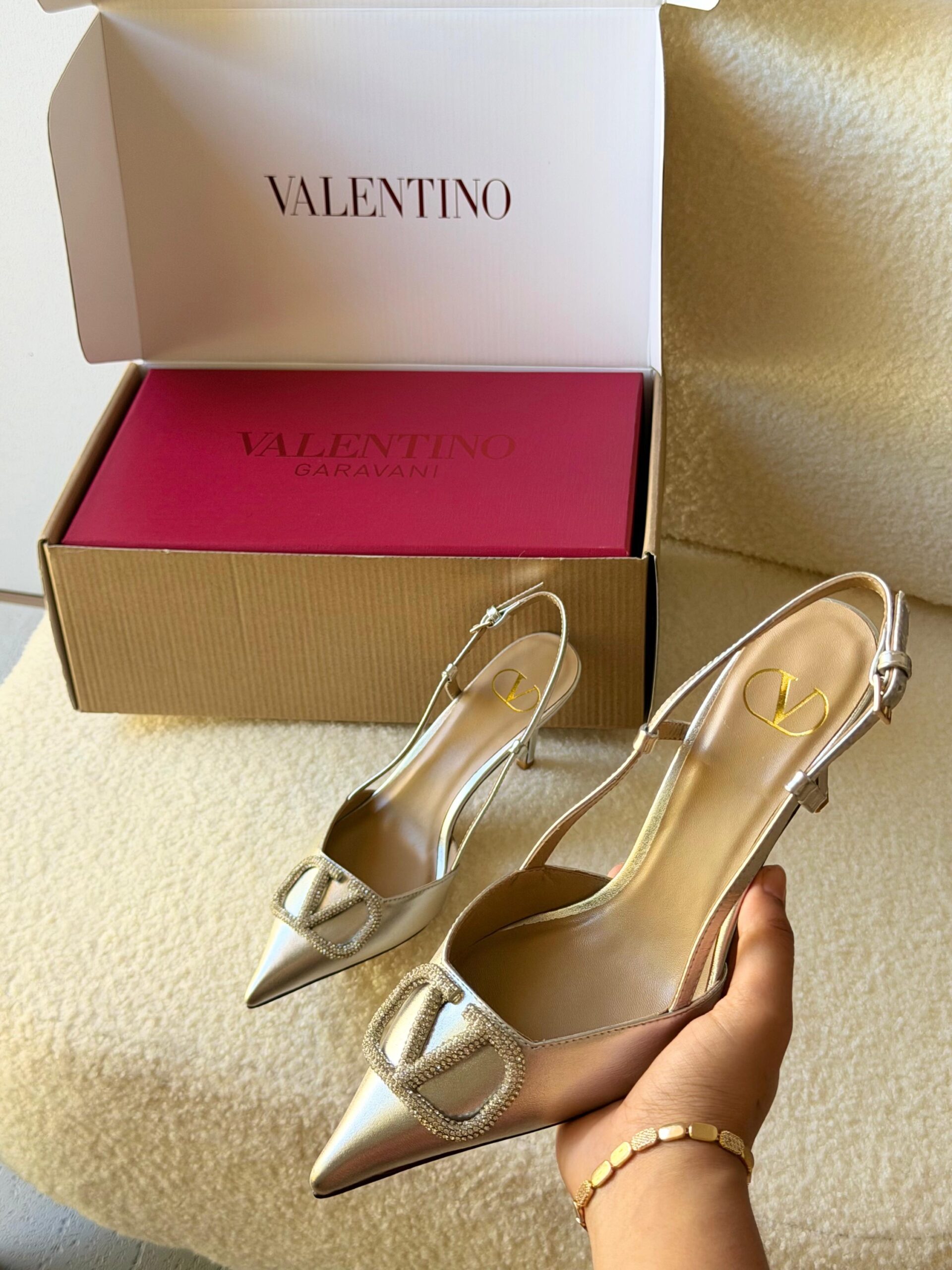 Valentino Garavani VLogo Slingback Pumps - Image 9