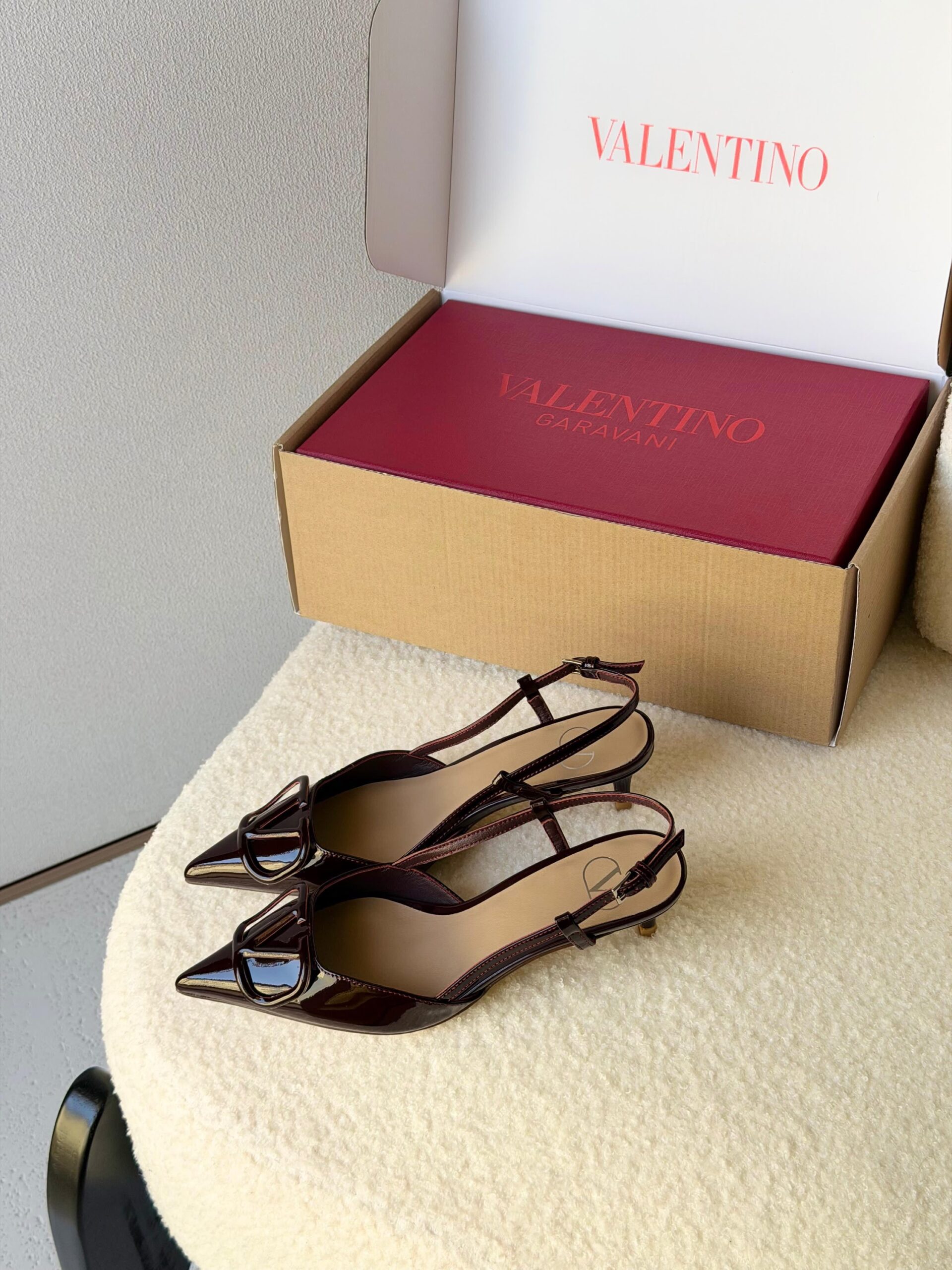 Valentino Garavani VLogo Patent Leather - Image 6