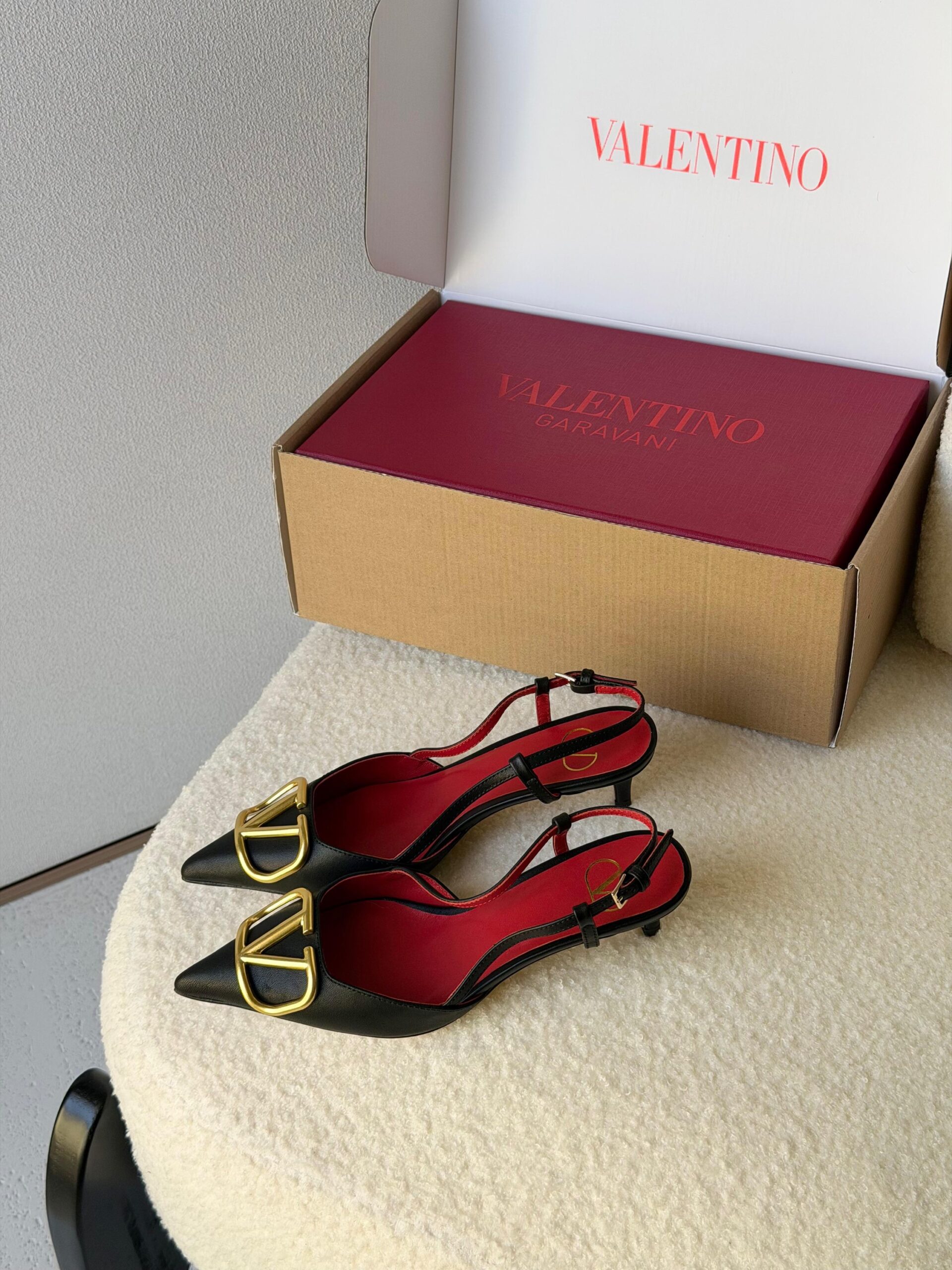 Valentino Garavani VLogo Signature Slingback Pumps - Image 7