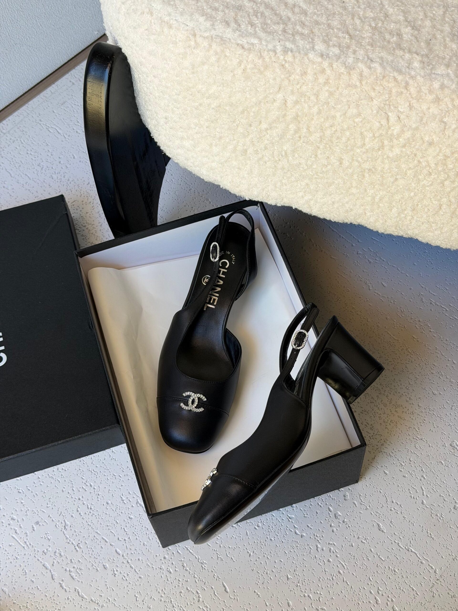 Chanel Slingback Heels And A Rhinestone-Encrusted CC Logo - Image 4